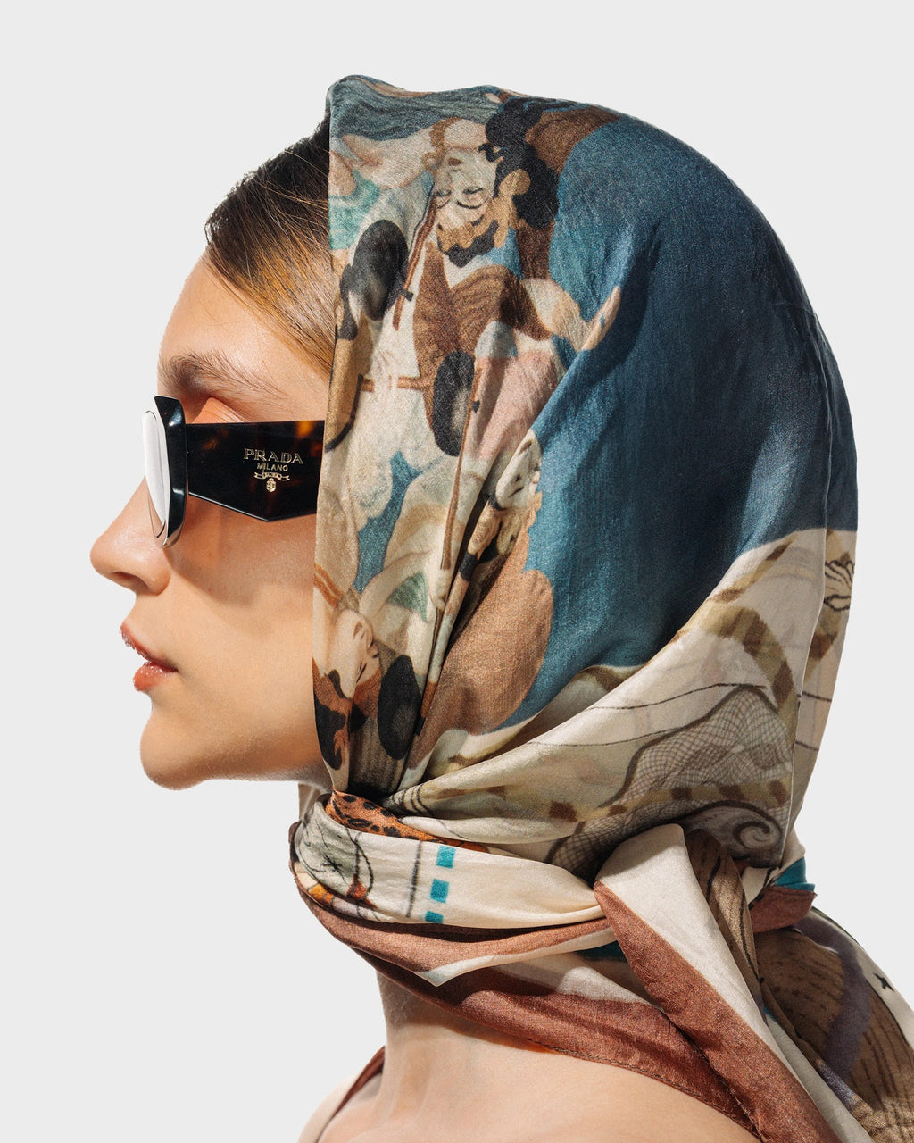 DIVINE MUSICAL SILK SCARF
