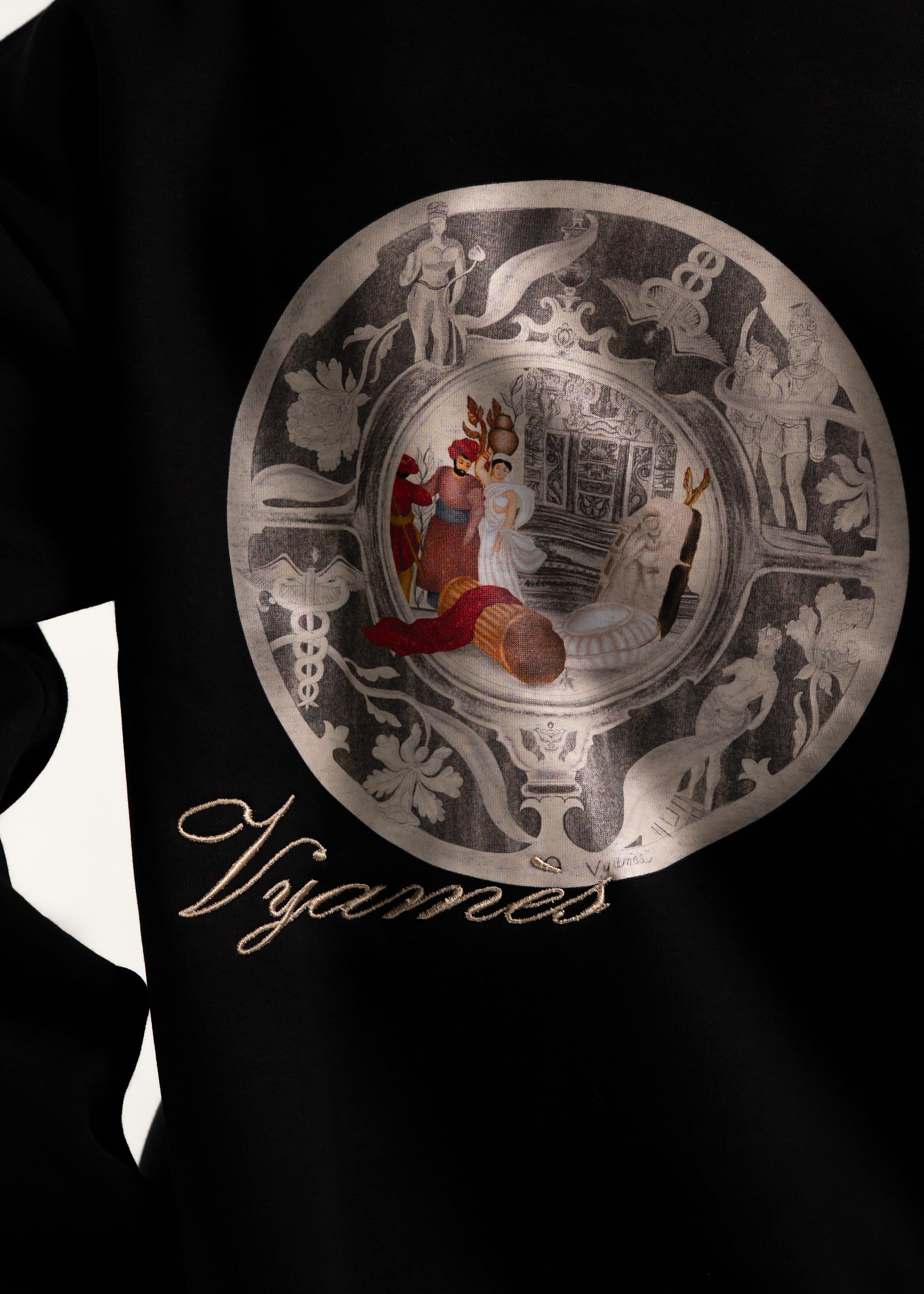 Noir vault classic premium sweatshirt