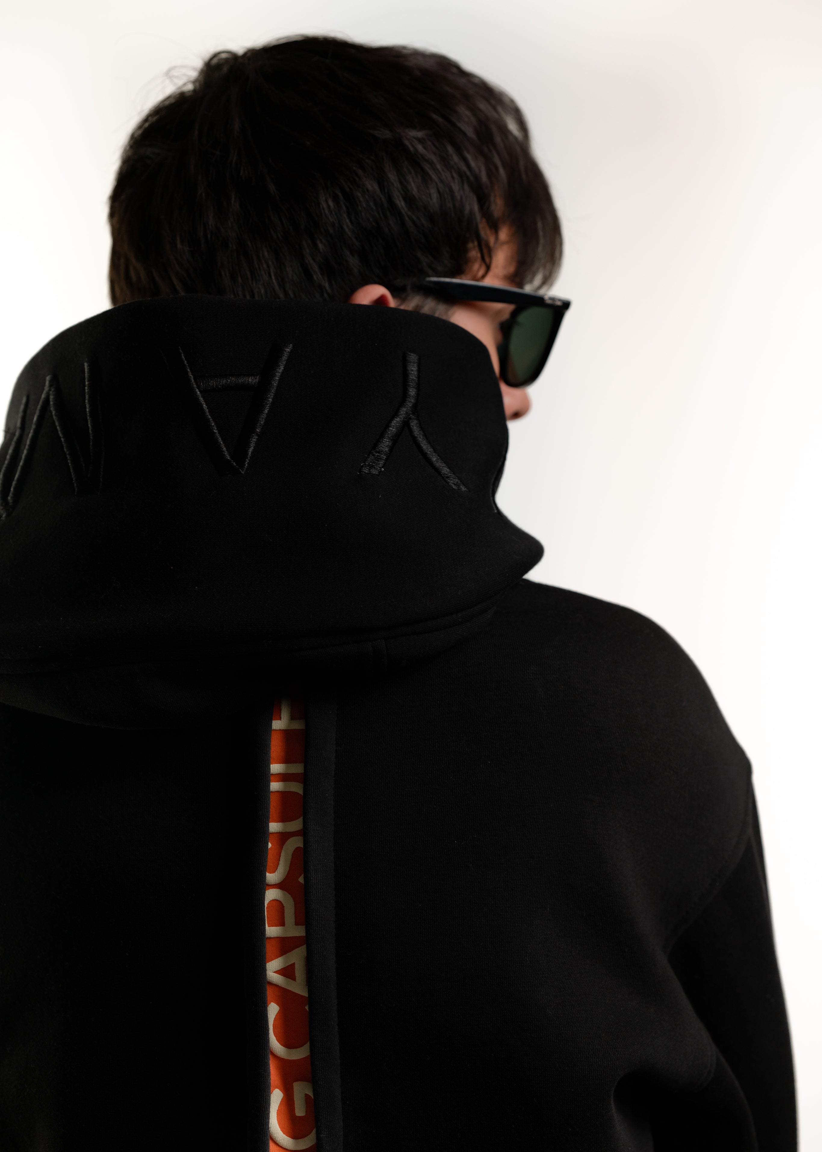 ROLLING DICES HOODIE