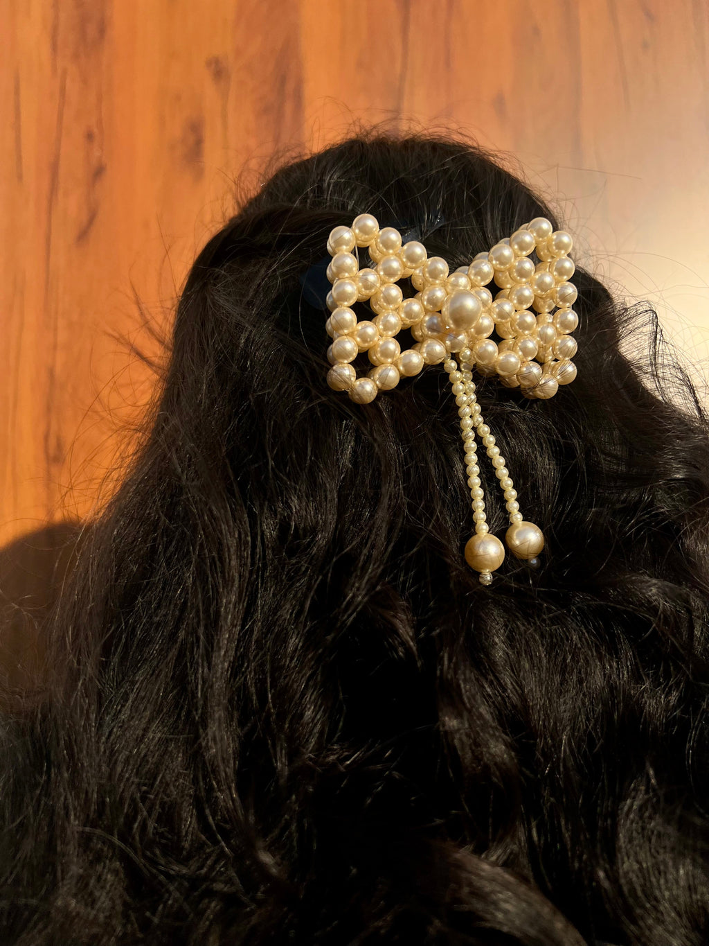 Pearl Bow hair clip