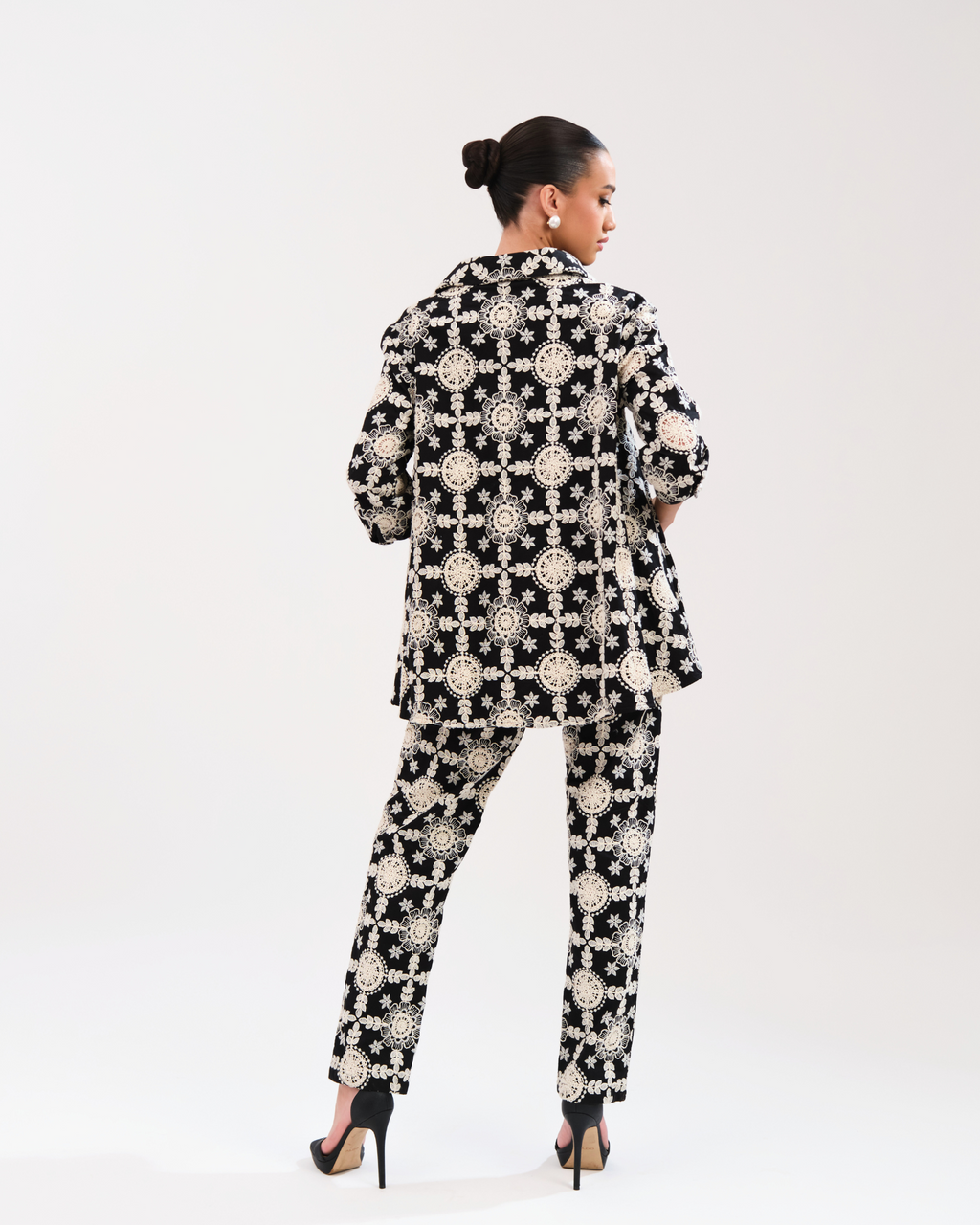 Jenny Flower Cut Pants