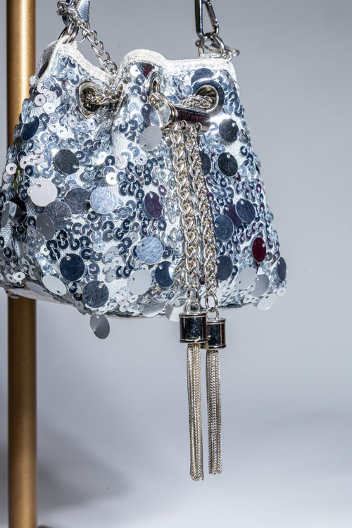 Aura bucket bag silver