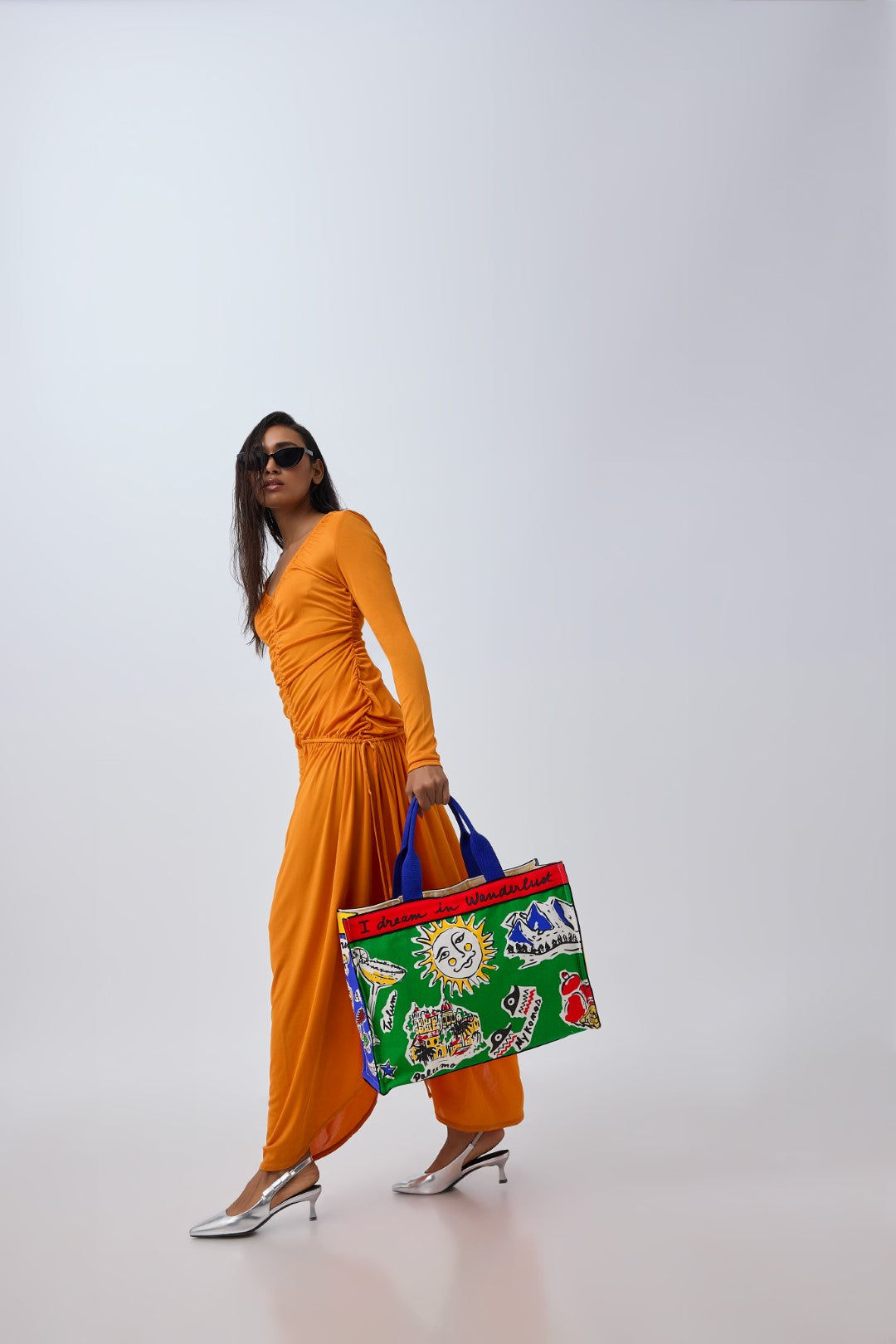 The Wanderlust (Multi-colour)