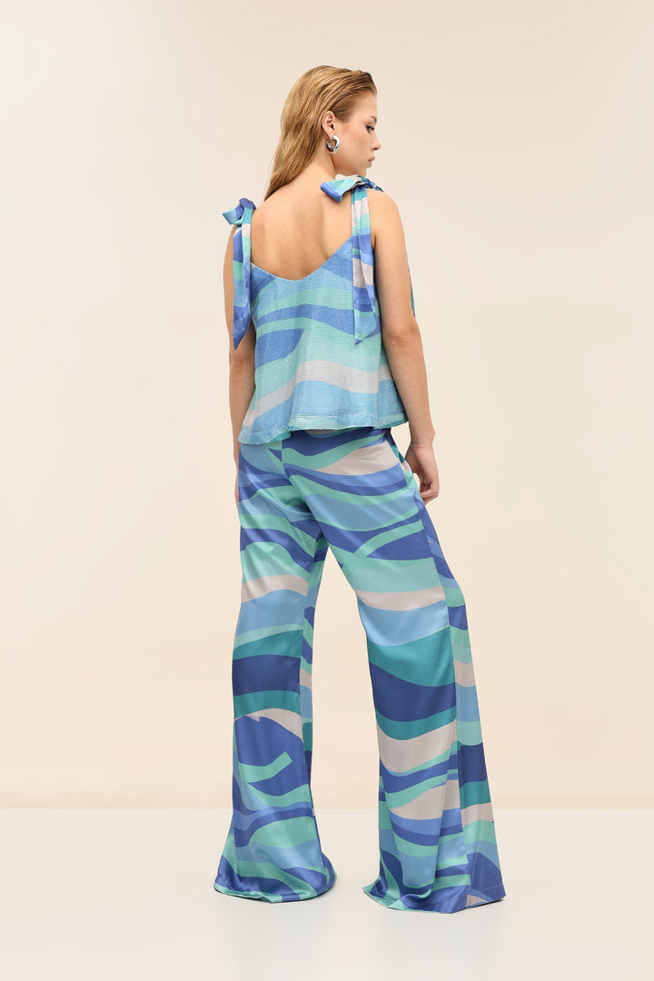 Aurelia Swing Top