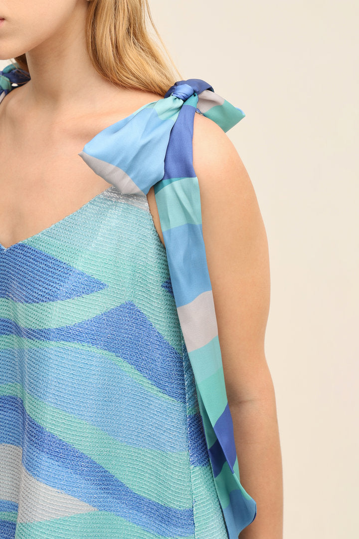 Aurelia Swing Top