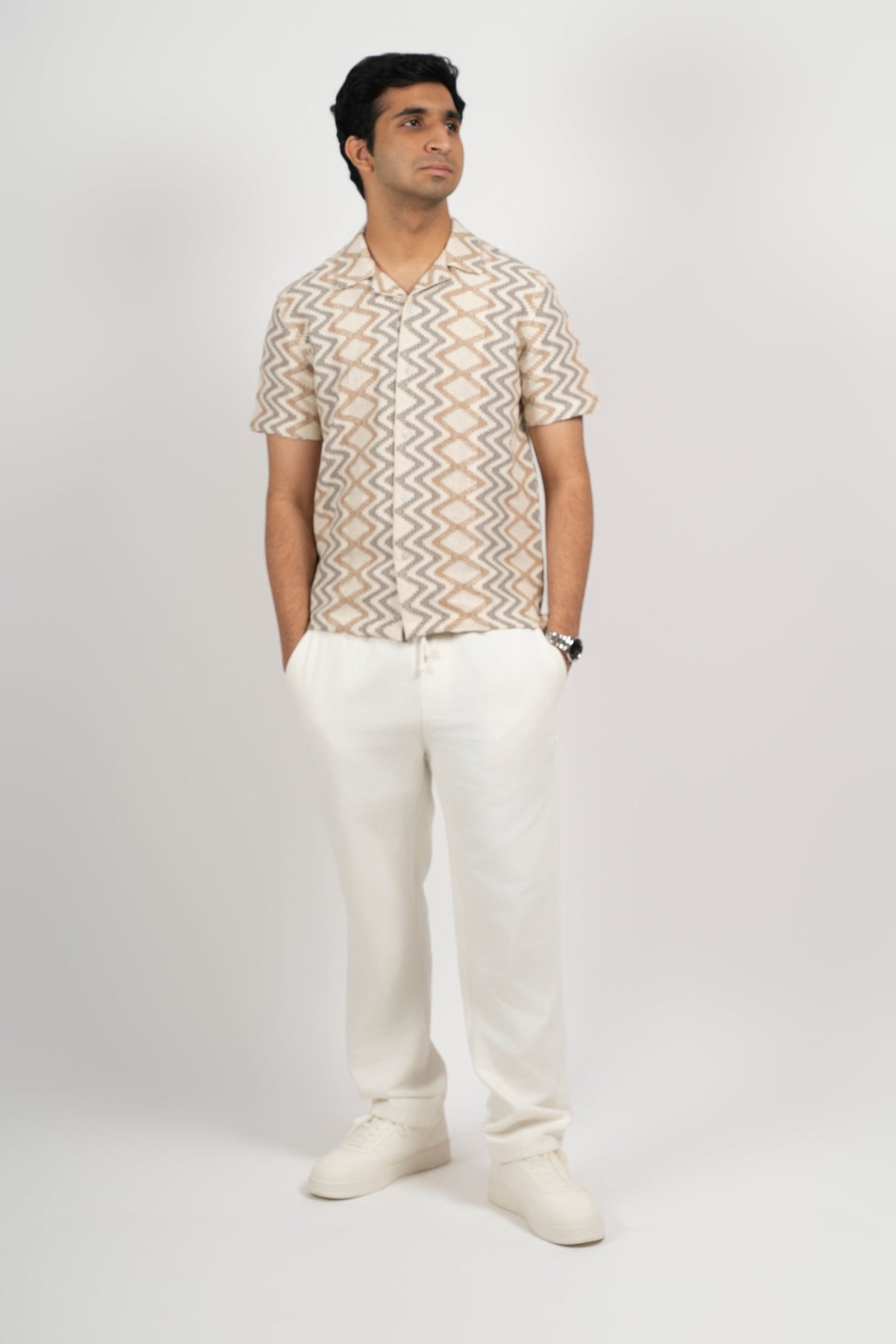 The Vintage Voltage Shirt - Beige