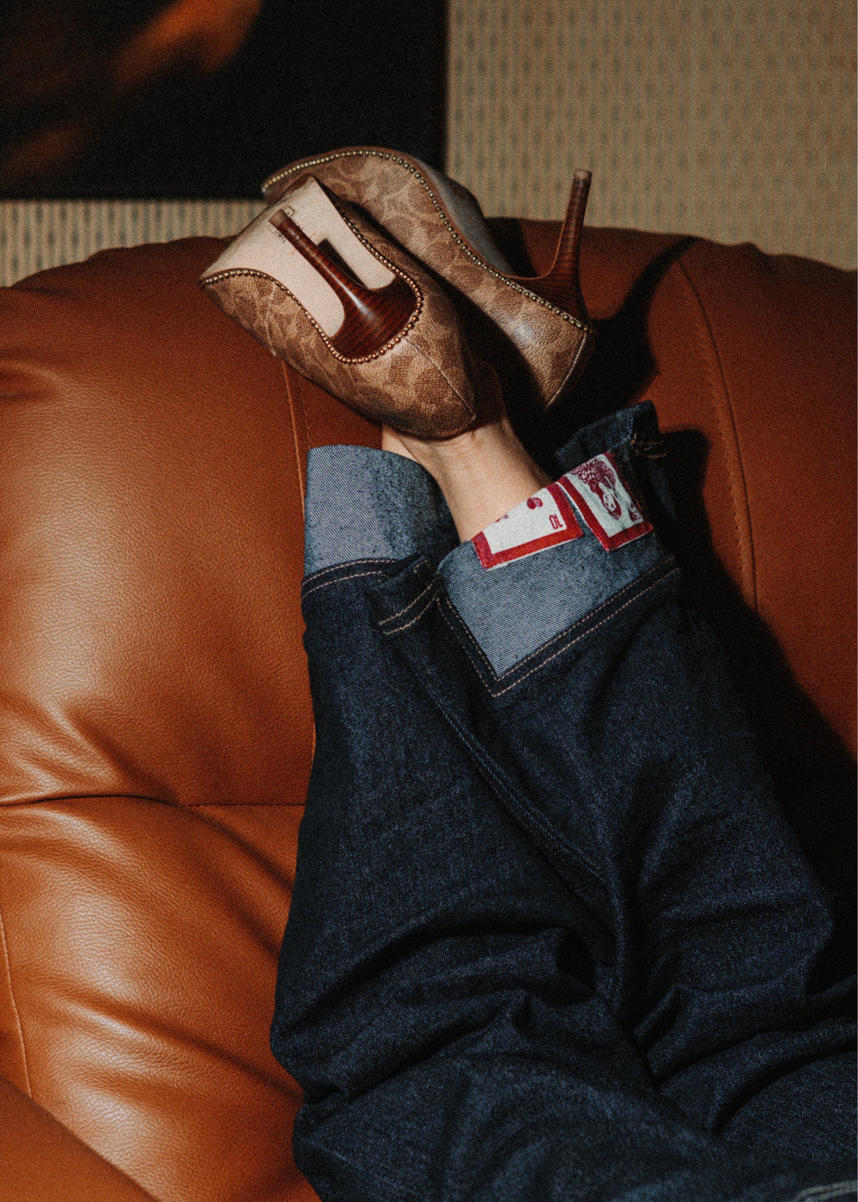 HIDDEN DEAL DENIM