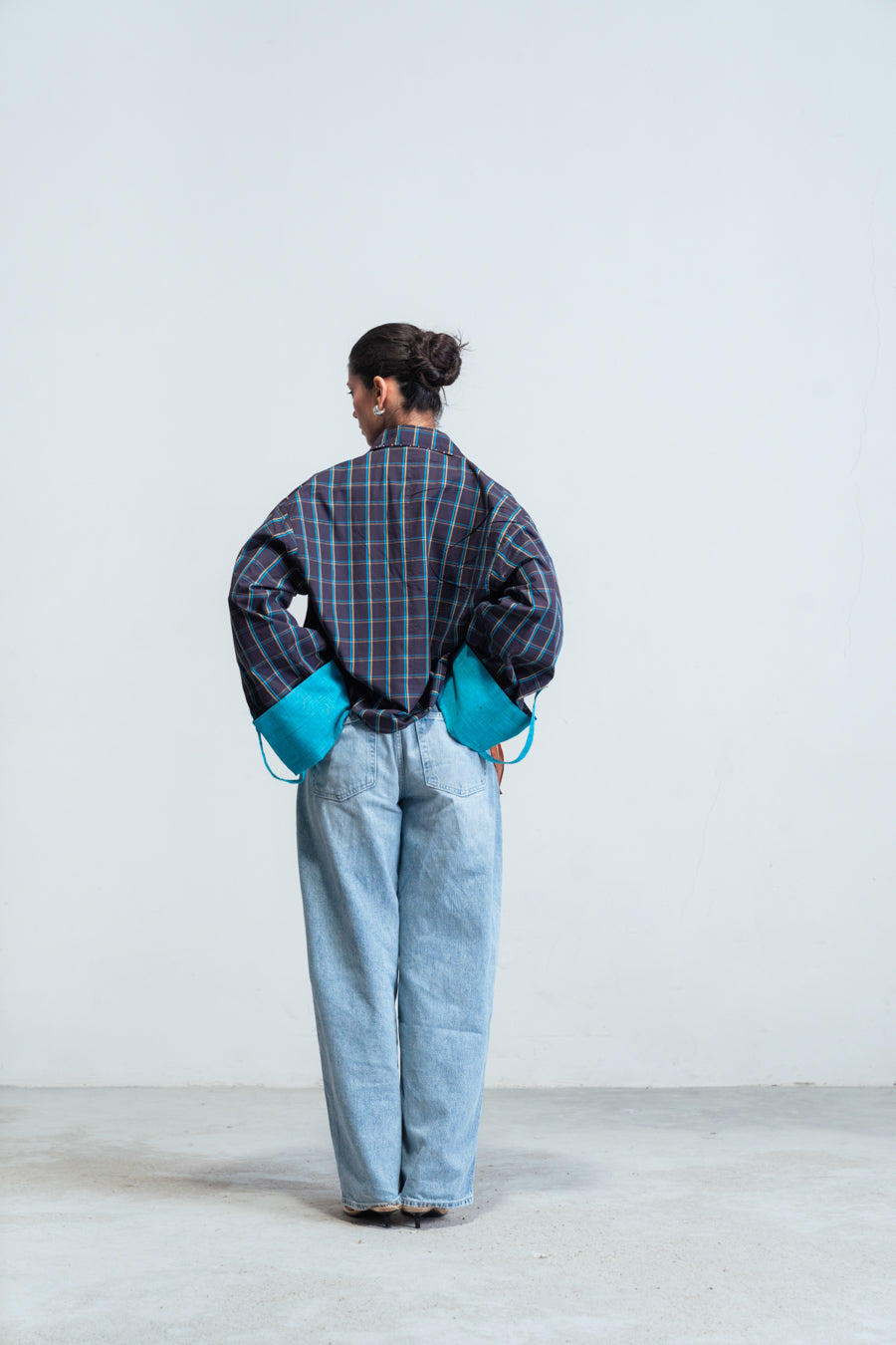 Aubergine Crop Trench — view 4
