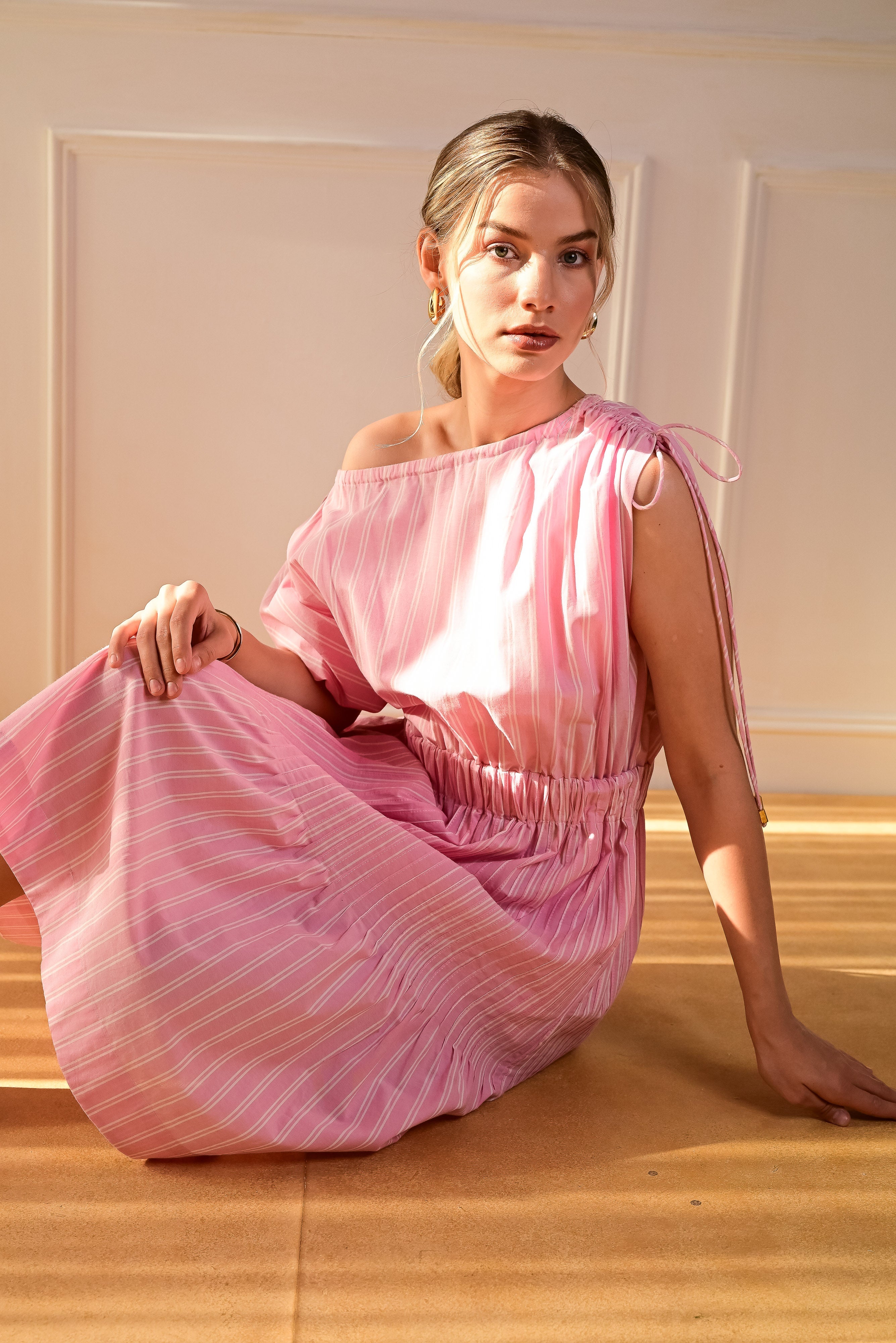 Rosé Cinch Dress