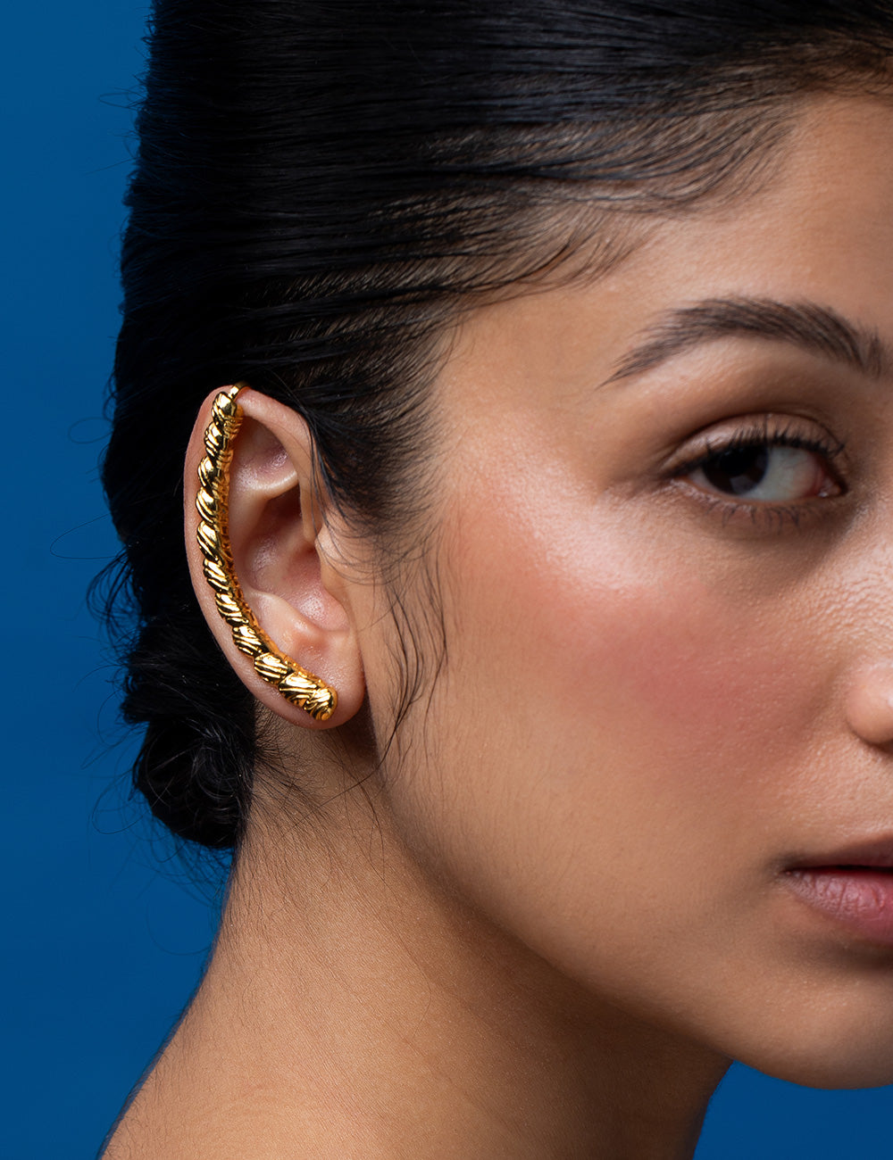Golden Leaf Tendril Ear Cuff - Gold