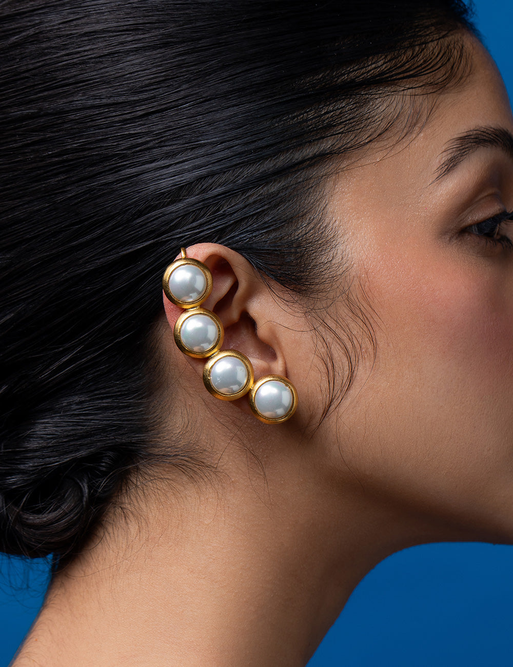 Baroque Pearl Ear Cuff - Gold