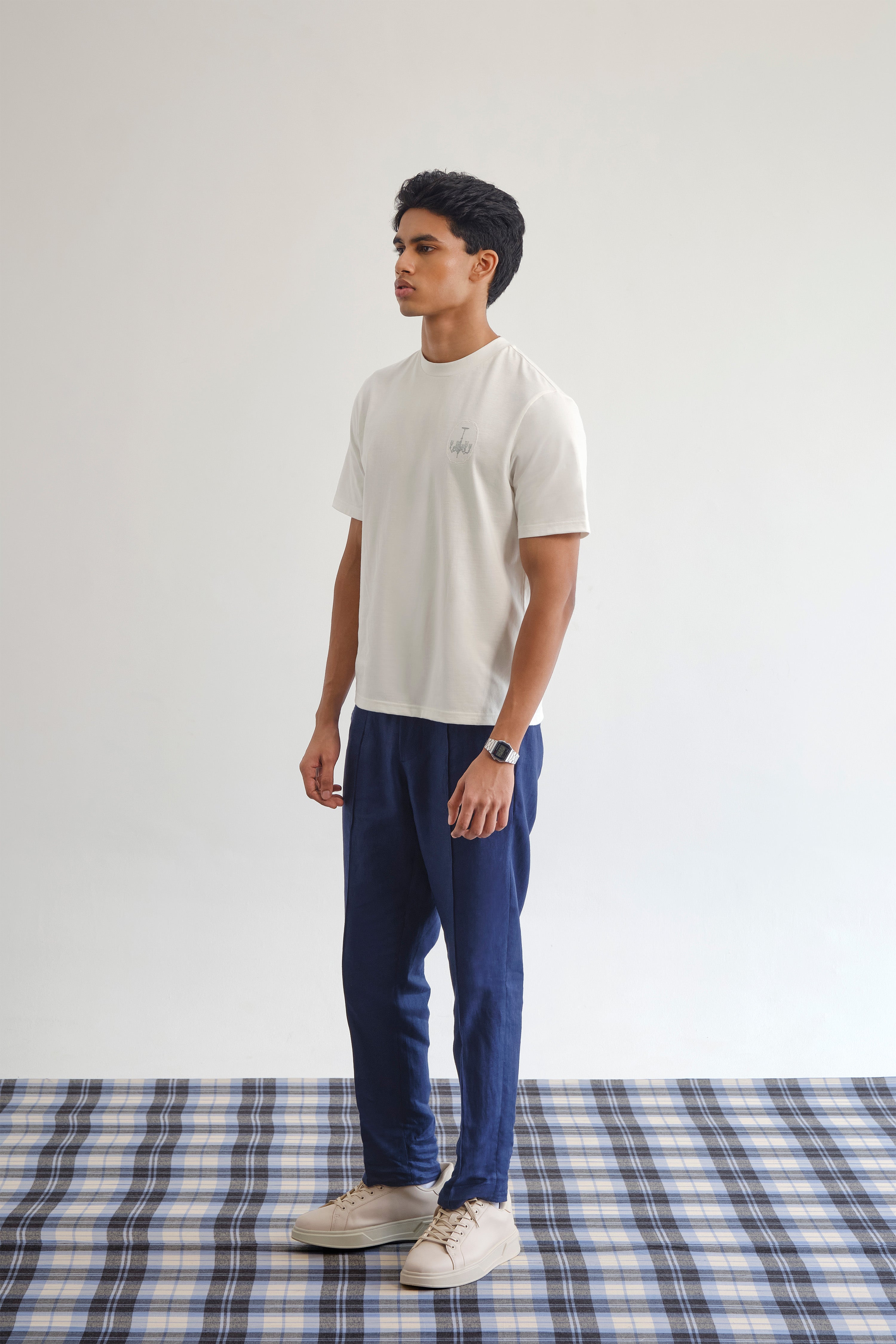 Hanging Court T-shirt