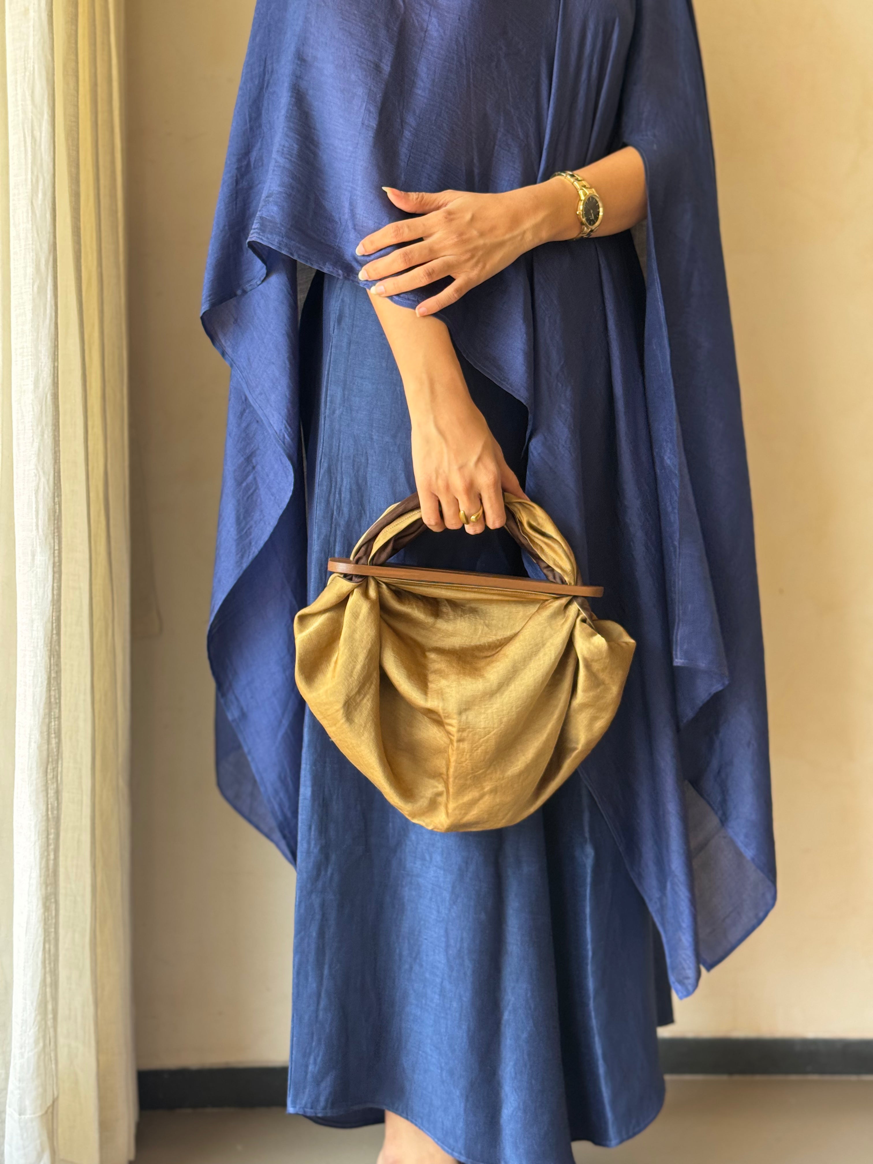 SILK HEIRLOOM TALE - GOLDEN DUSK