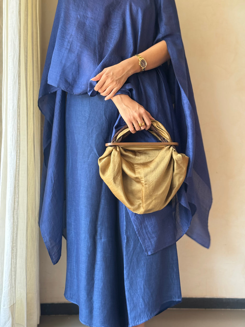 SILK HEIRLOOM TALE - GOLDEN DUSK