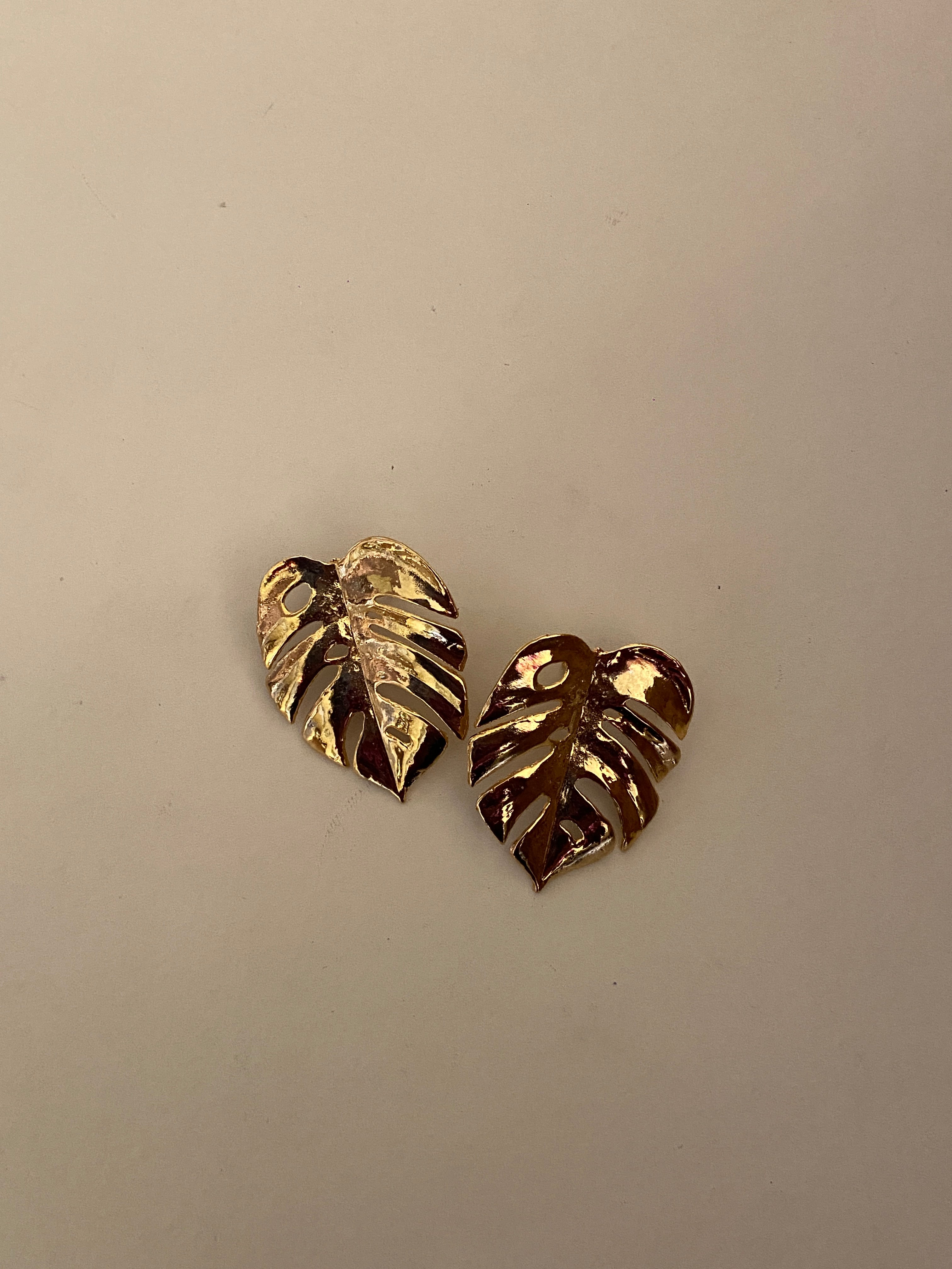 Monsttera Leaf Earring