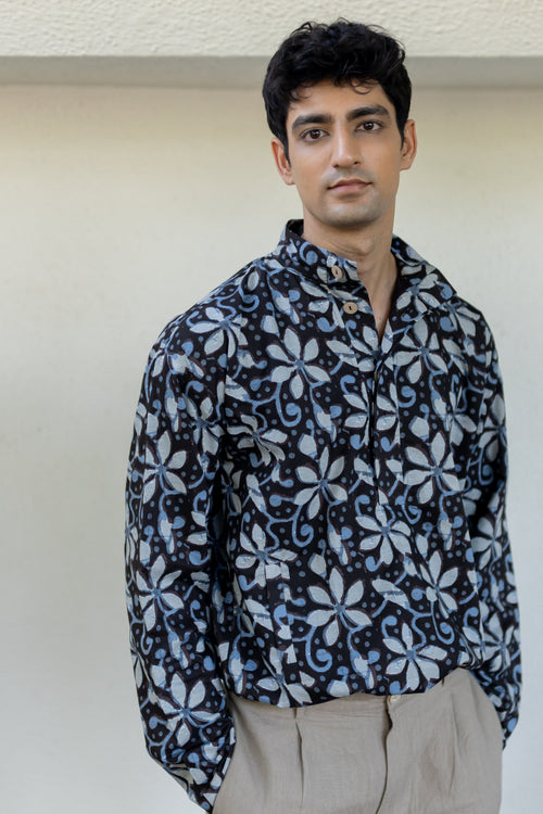Batik gathered hem shirt