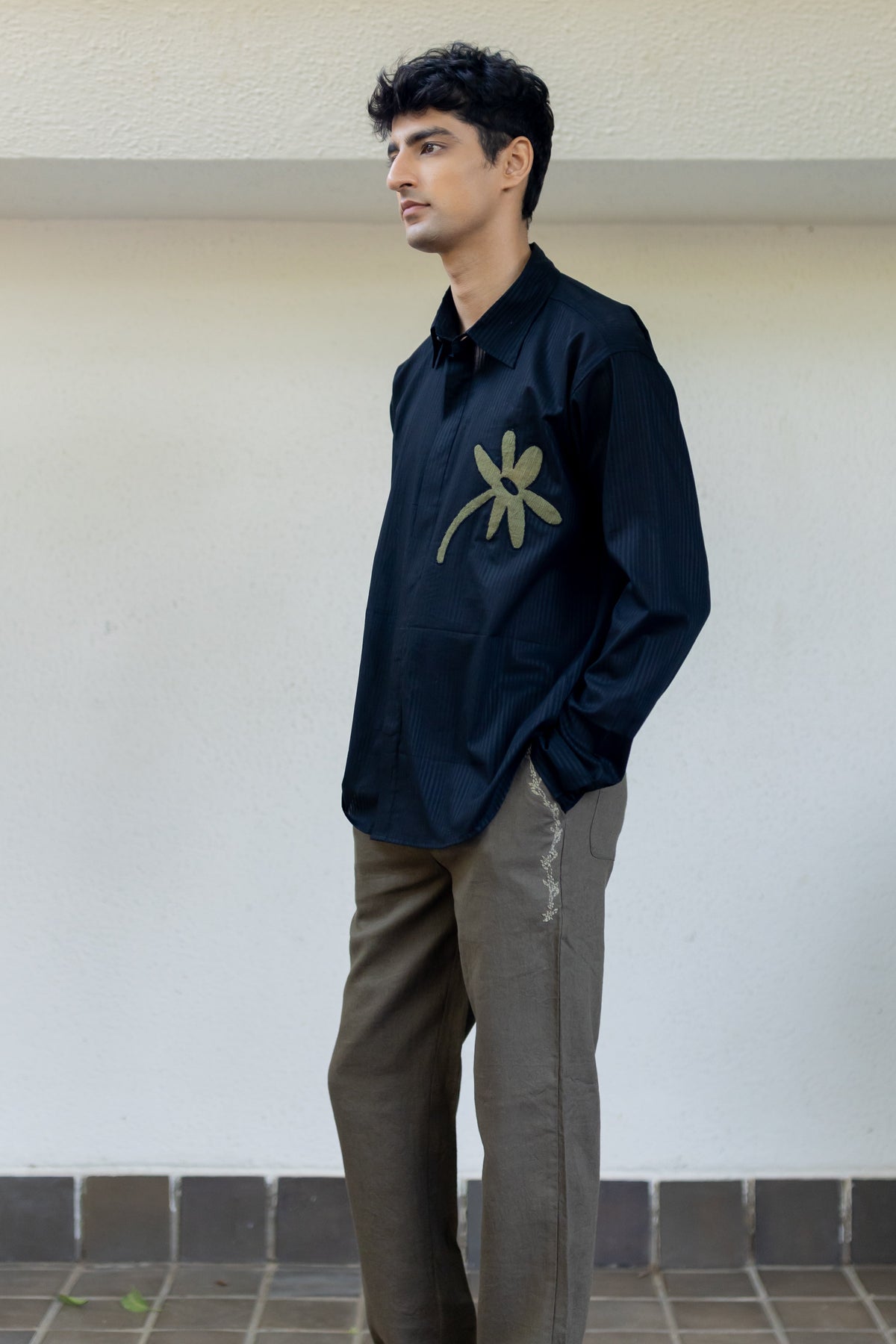 Èlan appliqué shirt view 2 — annstudios.in, The Curated Collective