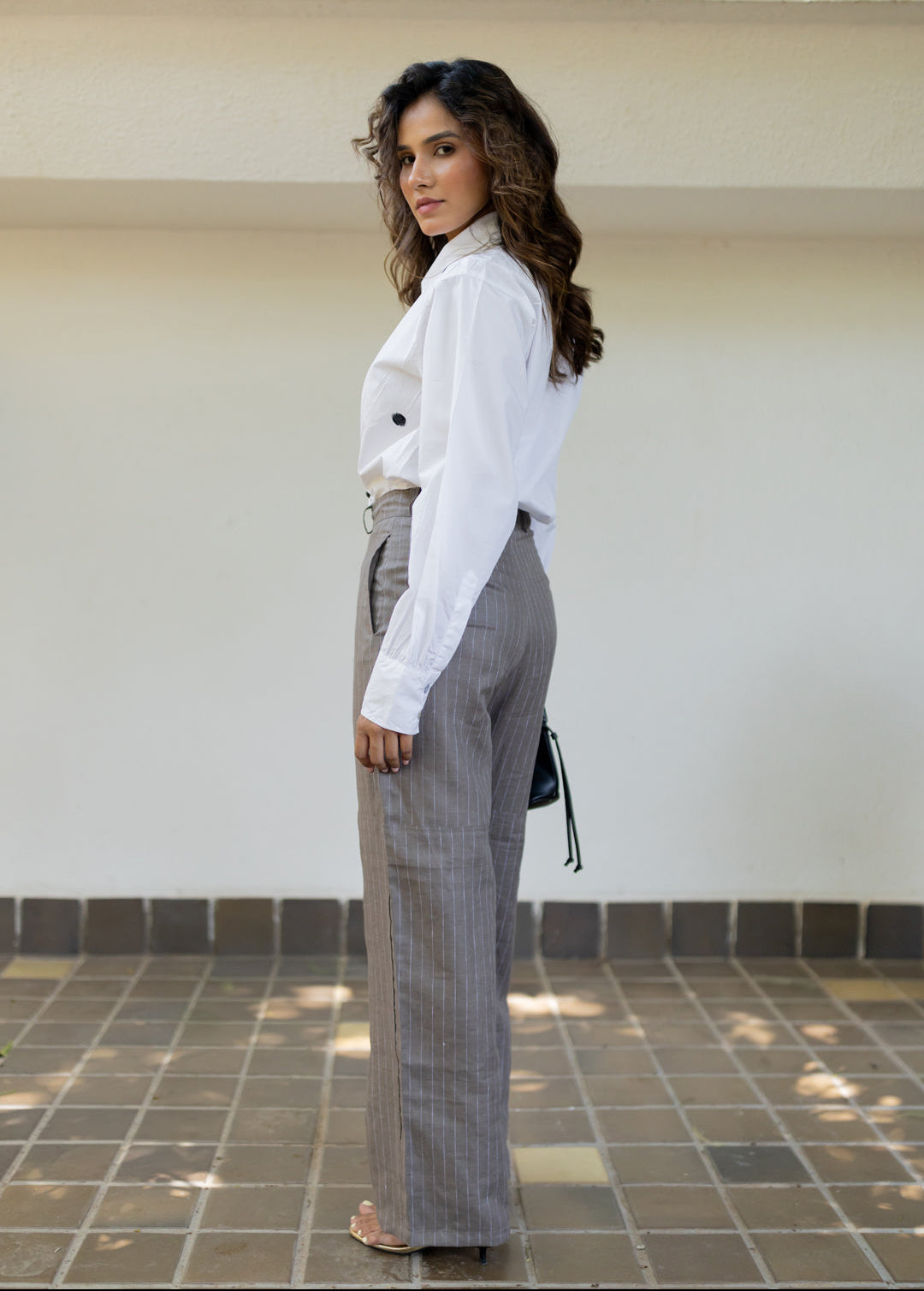 Everyday linen trousers view 2 — annstudios.in, The Curated Collective