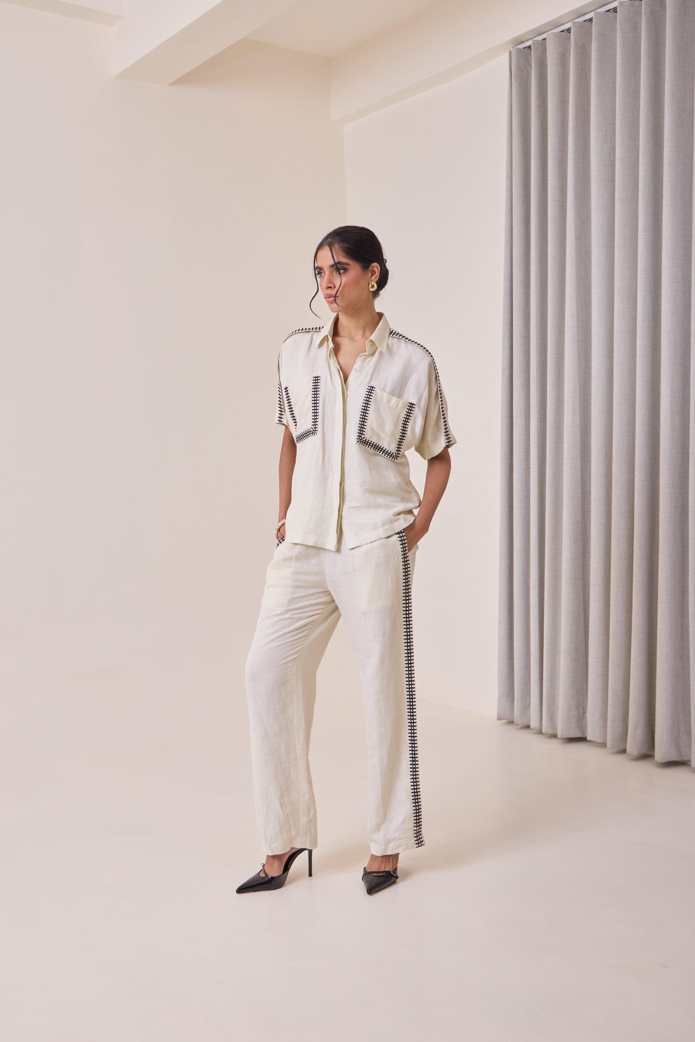 Linen Thread-Work Shirt