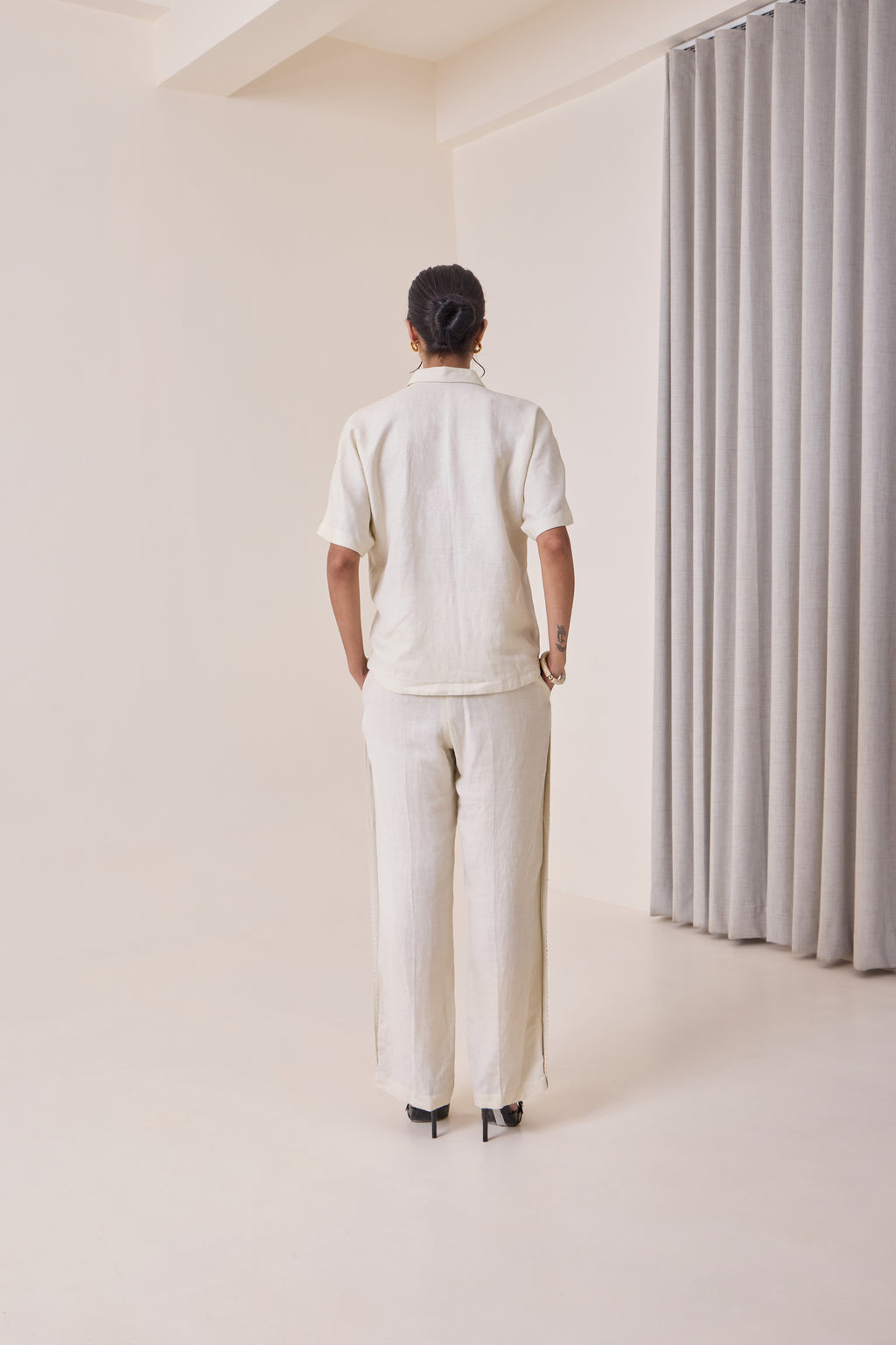 Linen Thread-Work Shirt