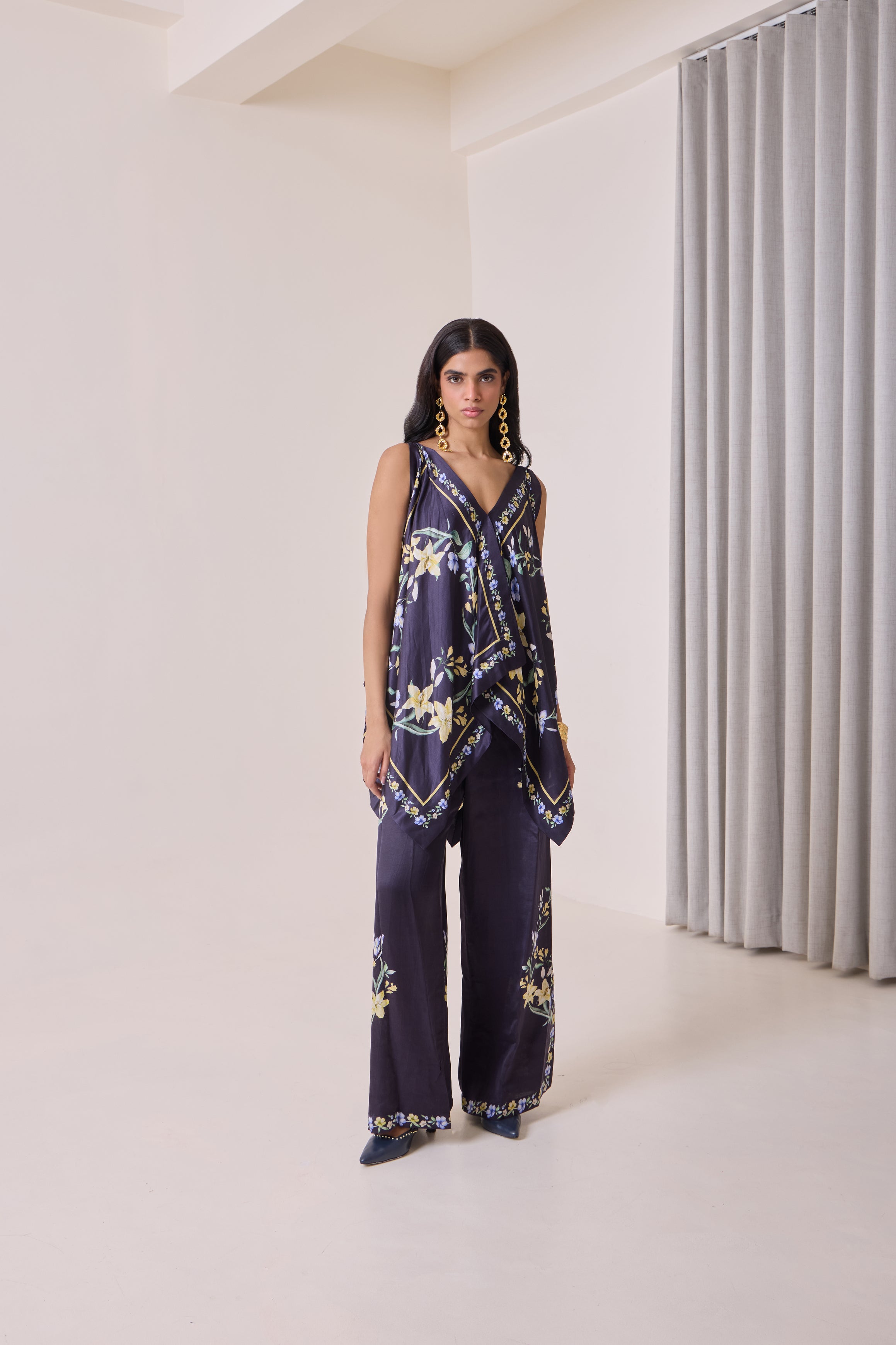 Fleur Archive Scarf Top