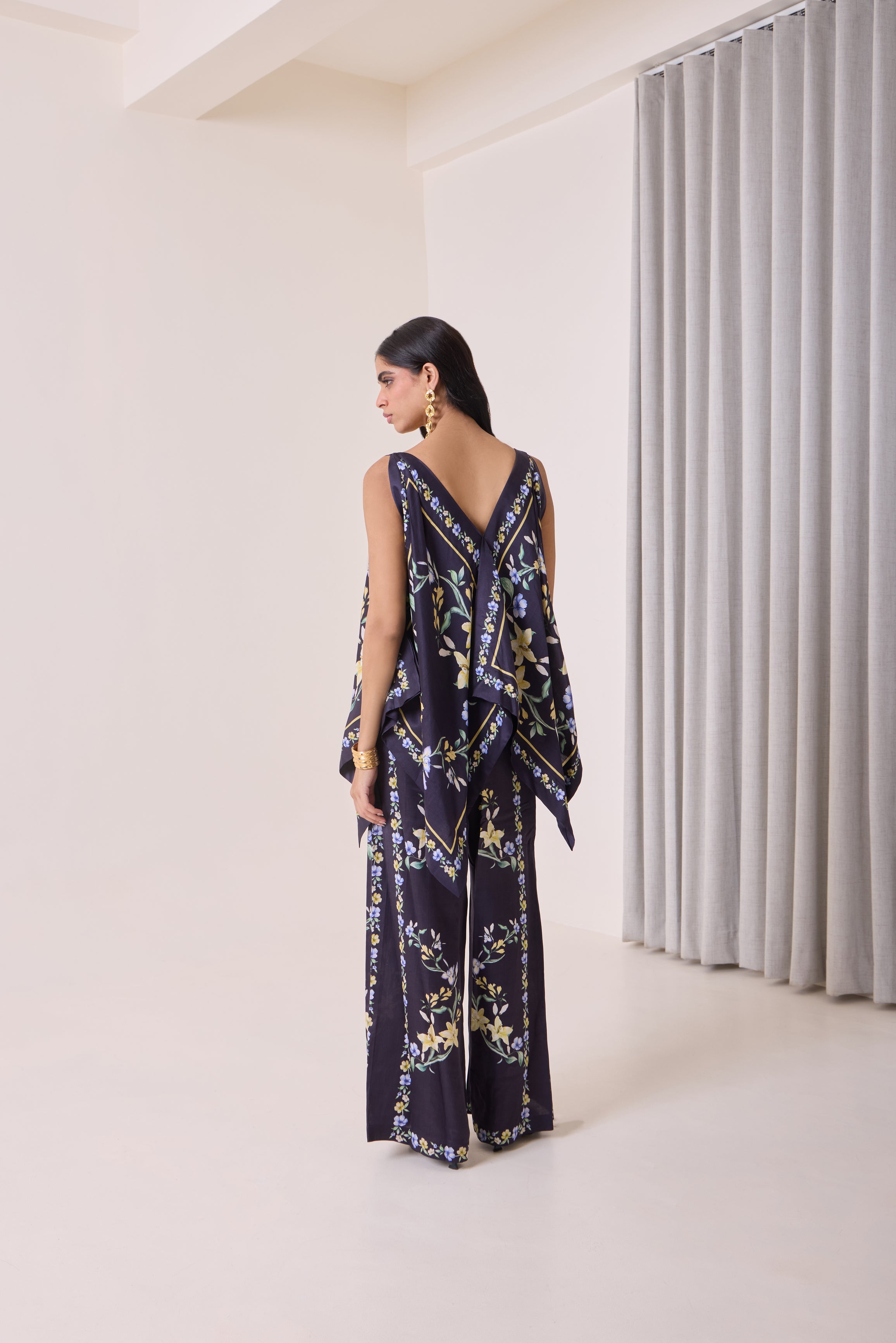 Fleur Archive Scarf Top