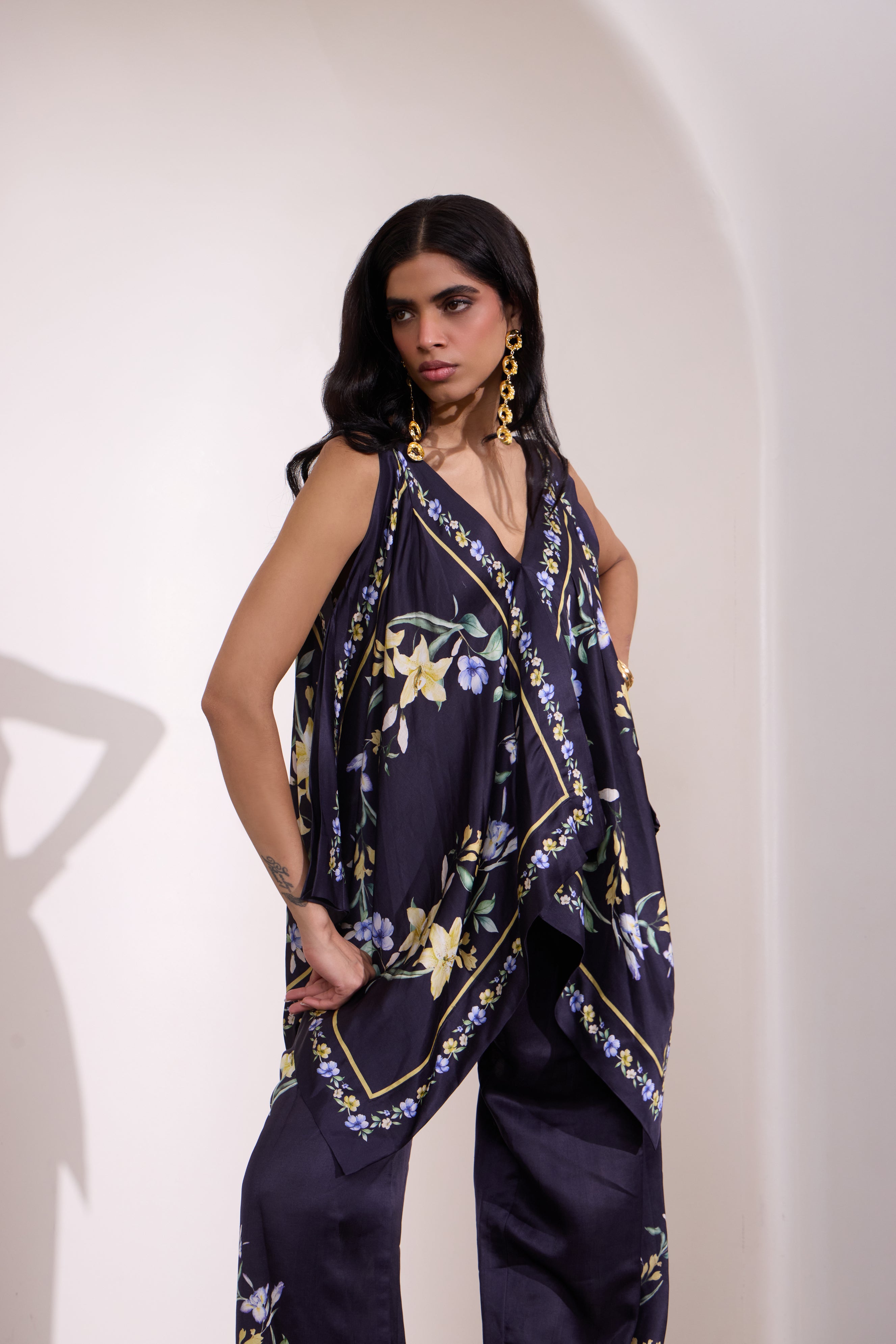 Fleur Archive Scarf Top