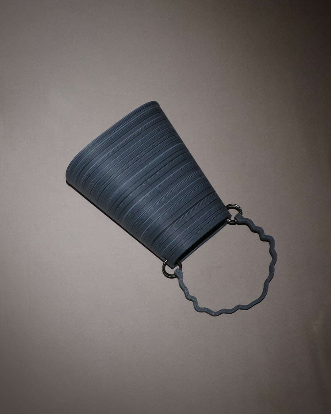 THE LOOP (WHITE AND GRAY)