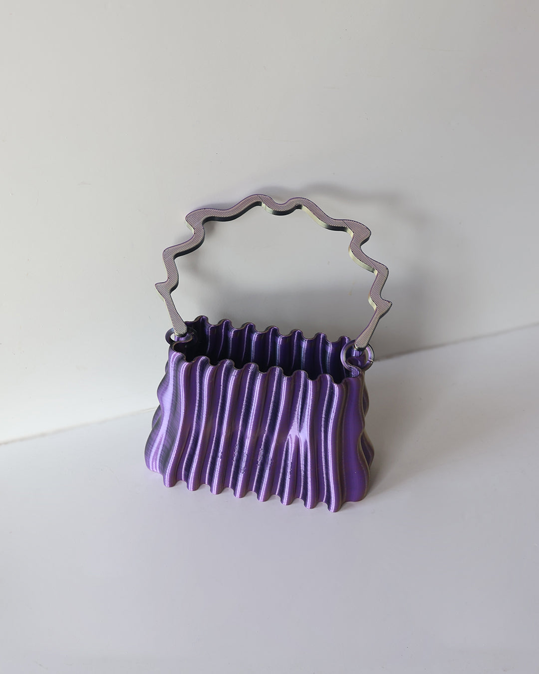 THE WAVE (Purplish Black-Gold)