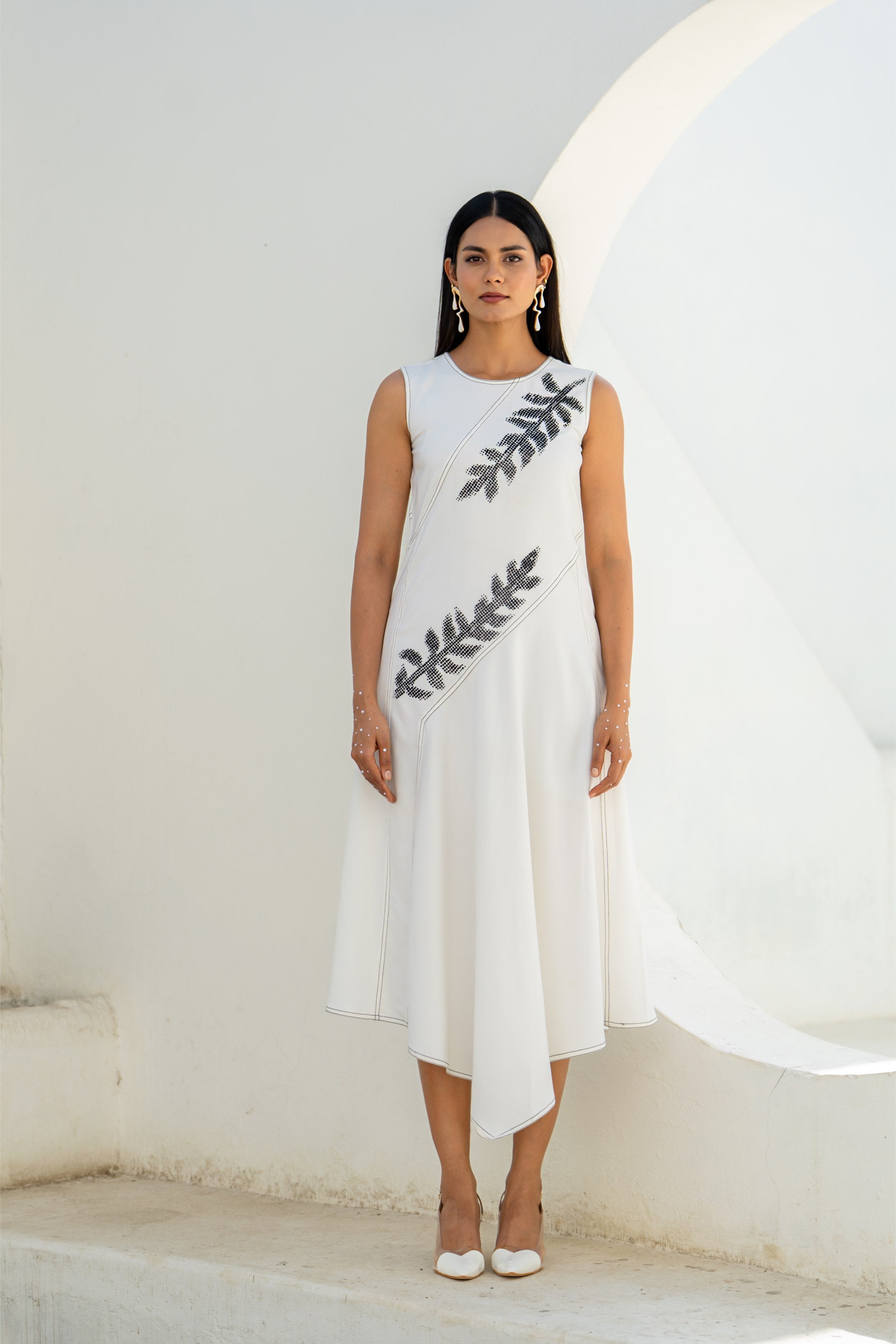 Pixelated Leaf White Flowy Assymetrical Dress