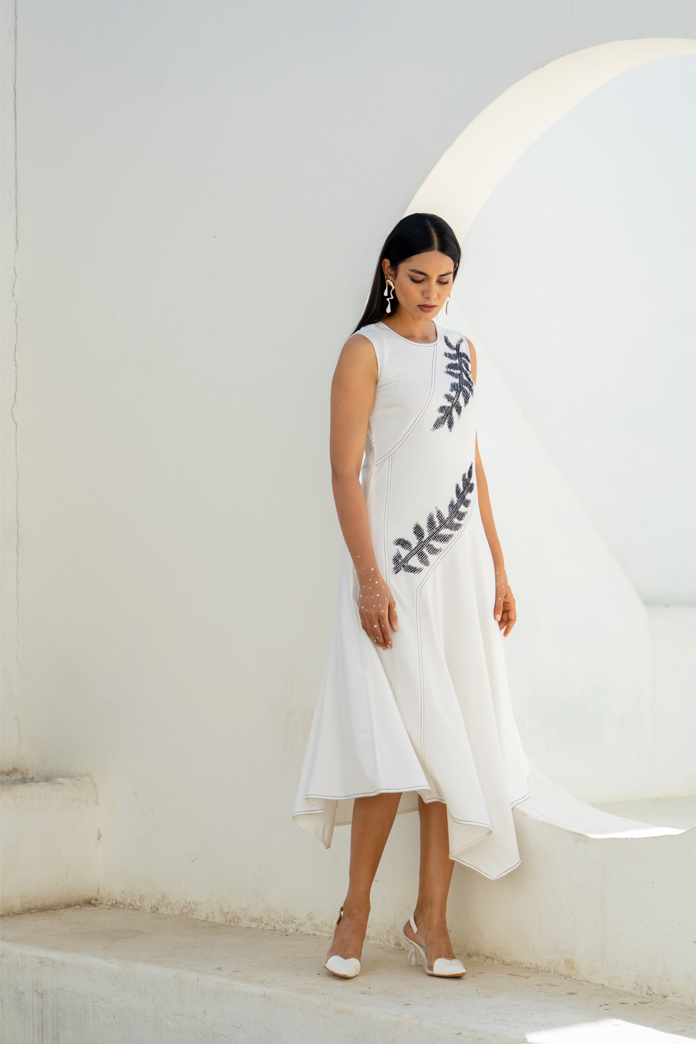 Pixelated Leaf White Flowy Assymetrical Dress