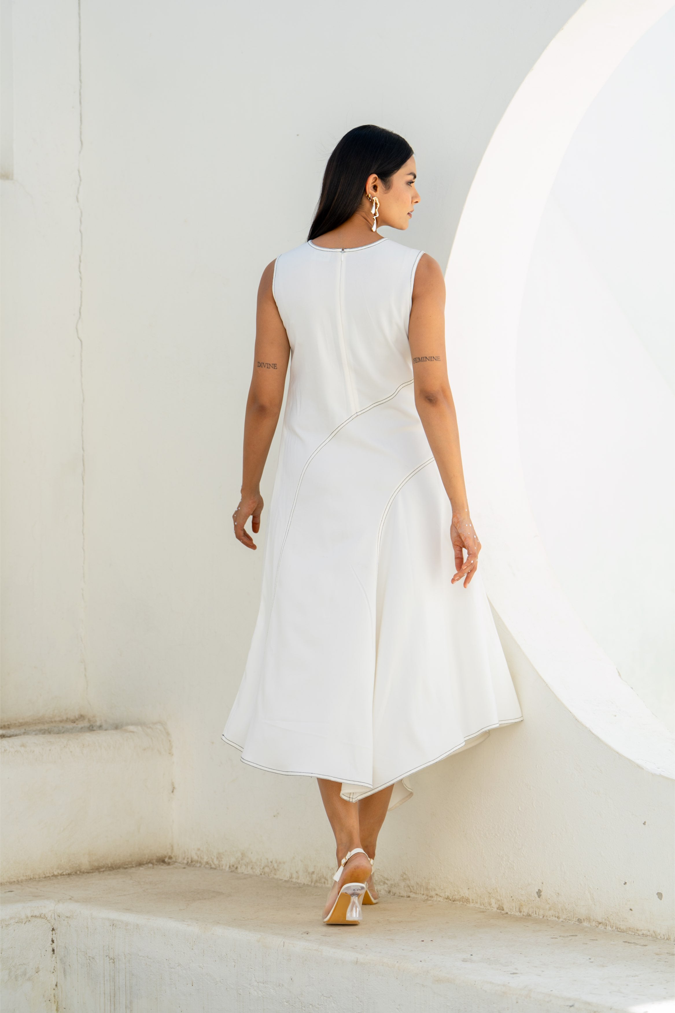 Pixelated Leaf White Flowy Assymetrical Dress