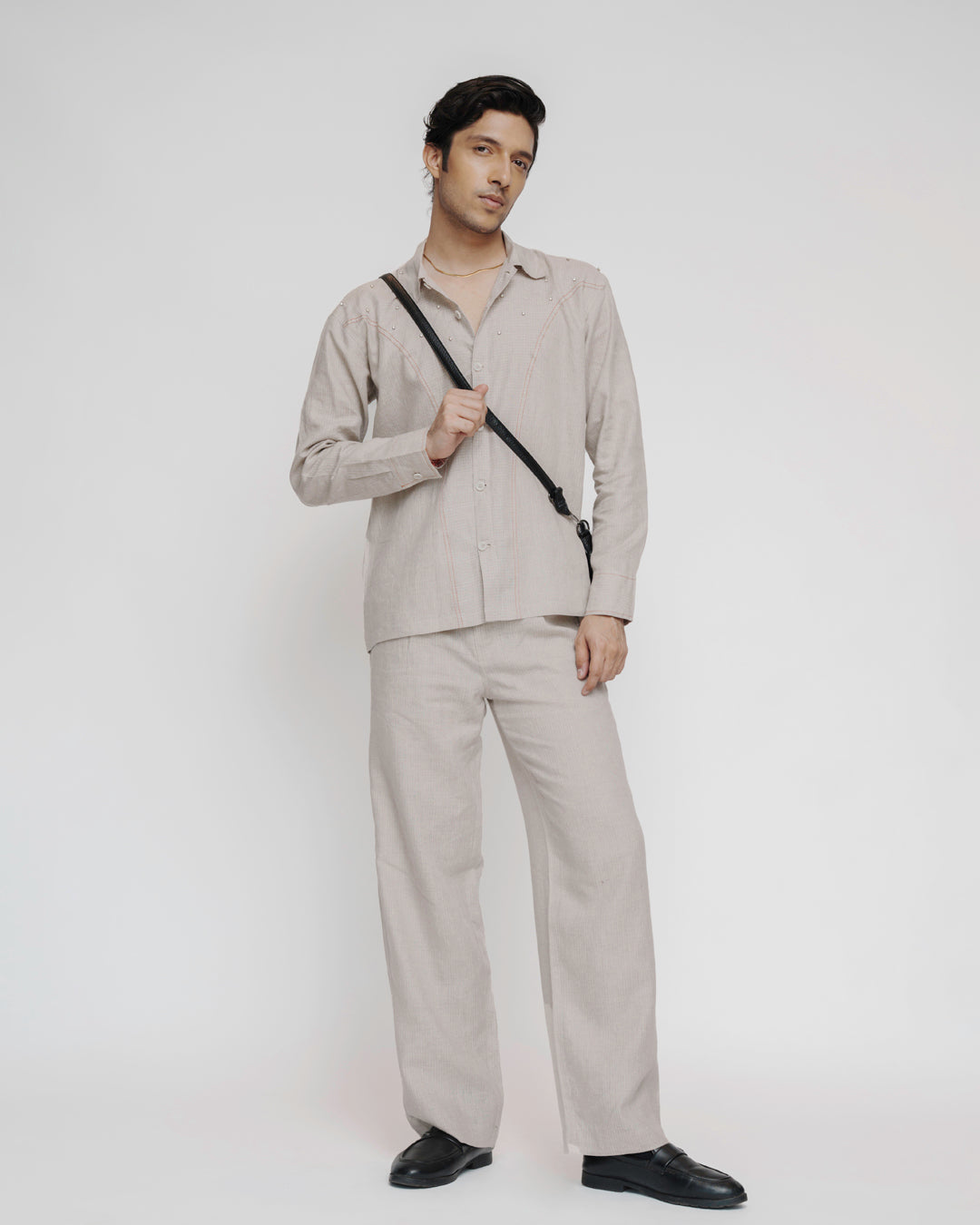 Stone embellished linen set