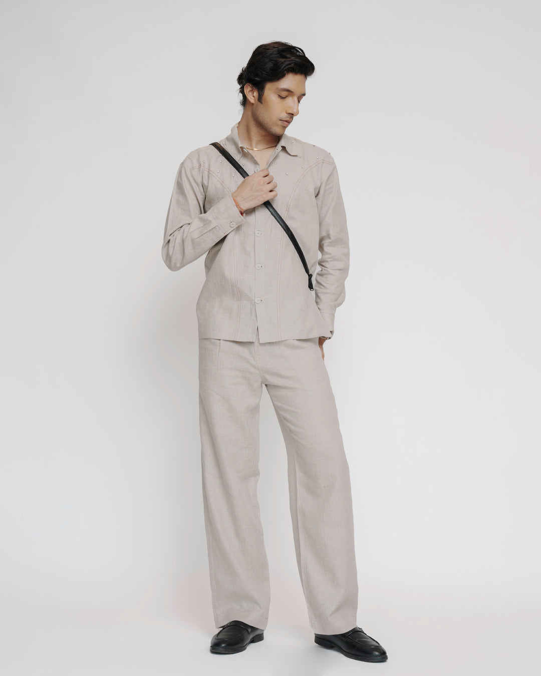 Stone embellished linen set