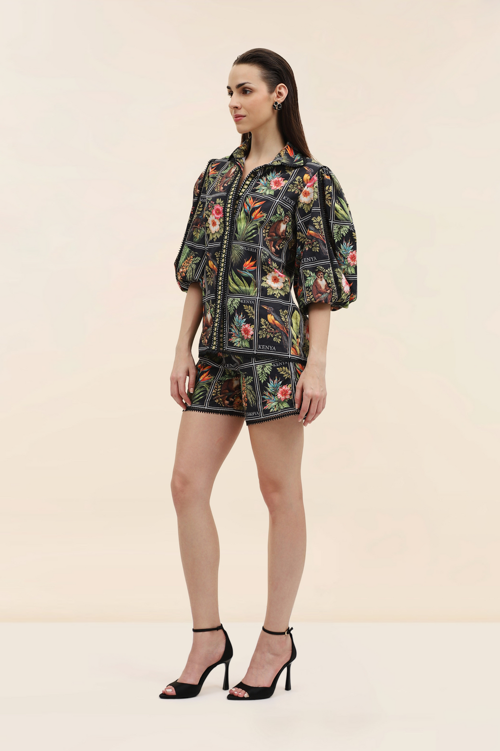 AVEN SHORTS