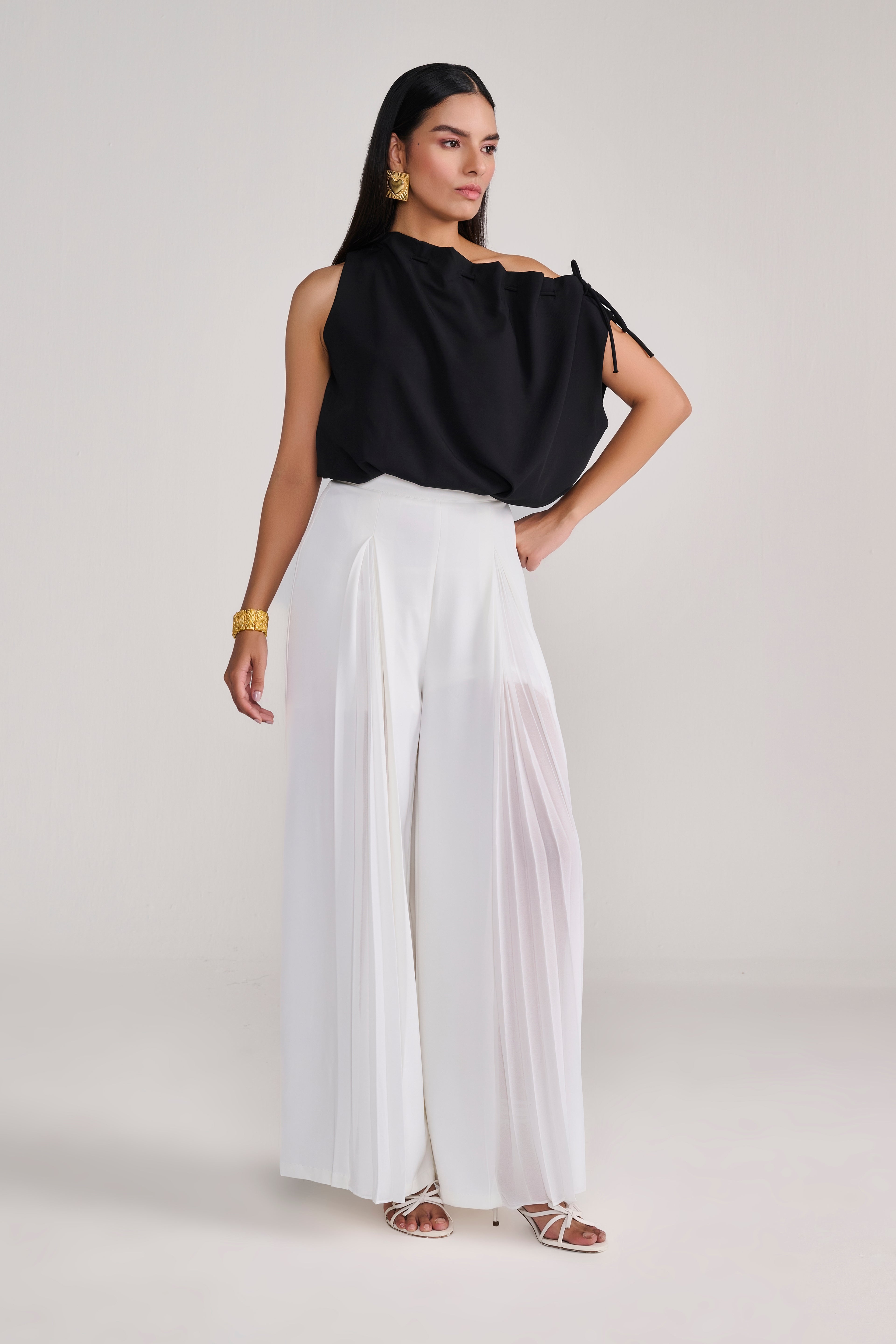 Black Sleeveless Balloon Top With Tie-Up Detail At Neck