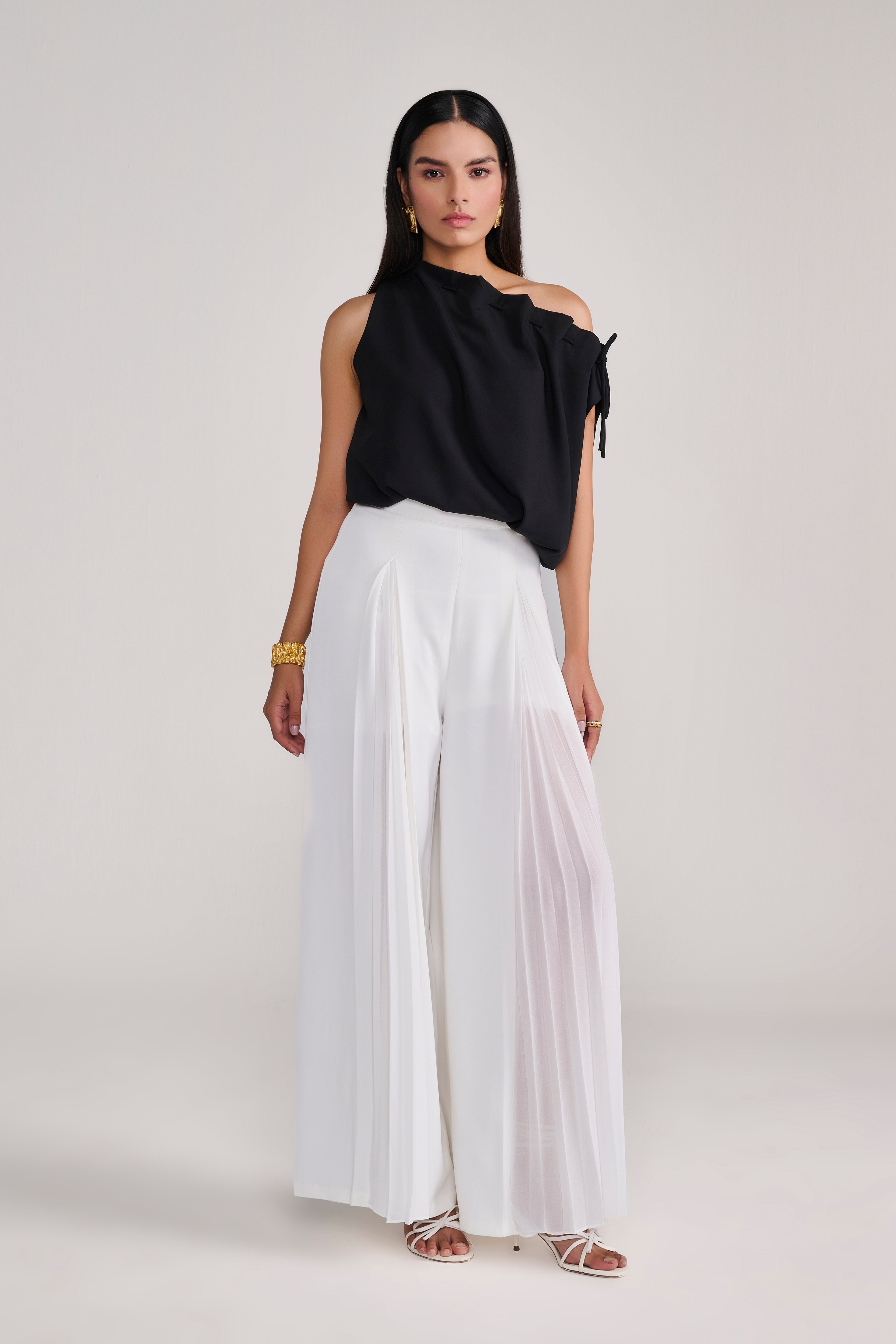 Black Sleeveless Balloon Top With Tie-Up Detail At Neck