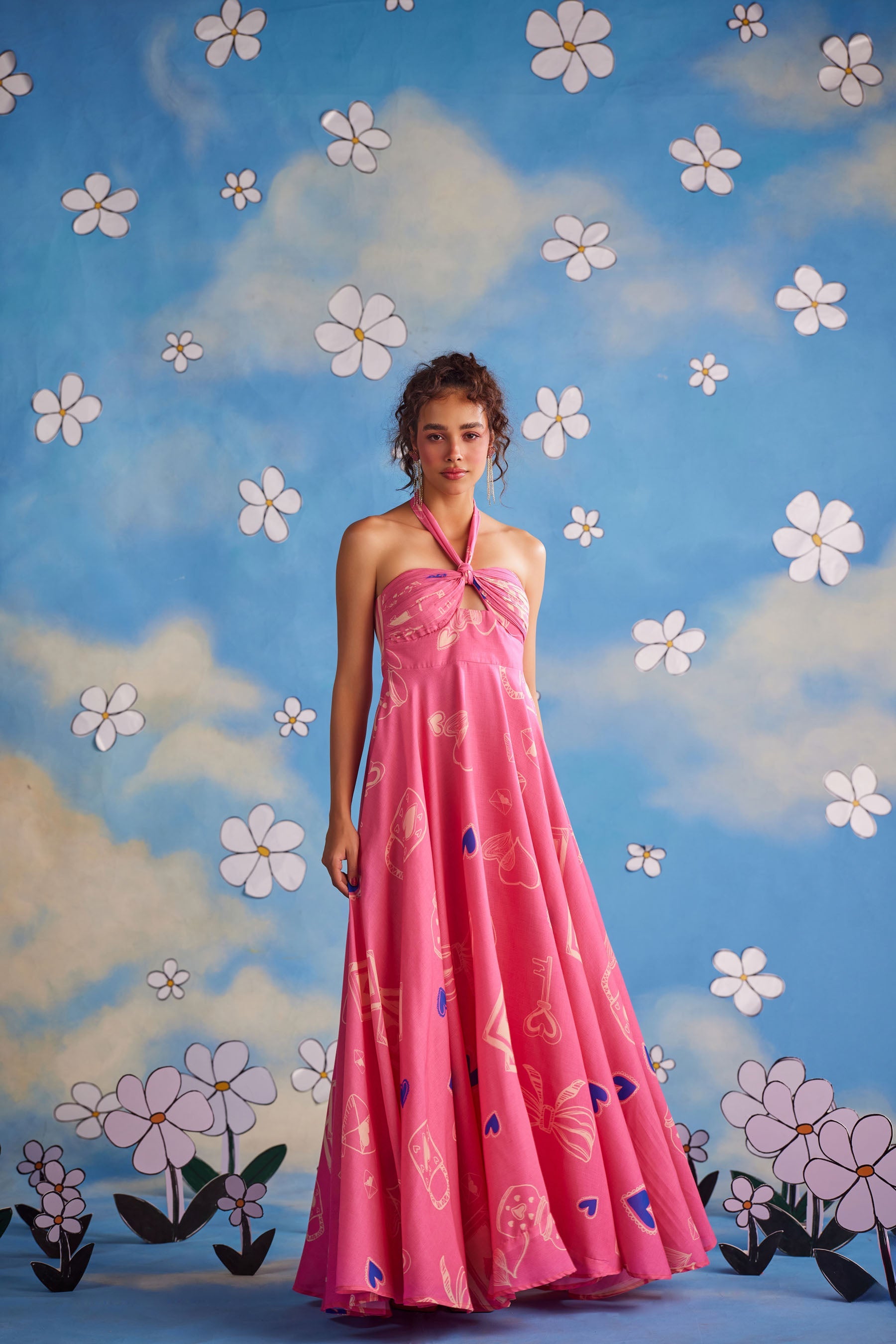 Alice in wonderland – The Curated Collective