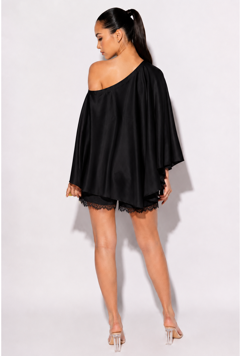 The Élan noir drape set view 2 — NOYO INDIA - Fashion Brand, The Curated Collective