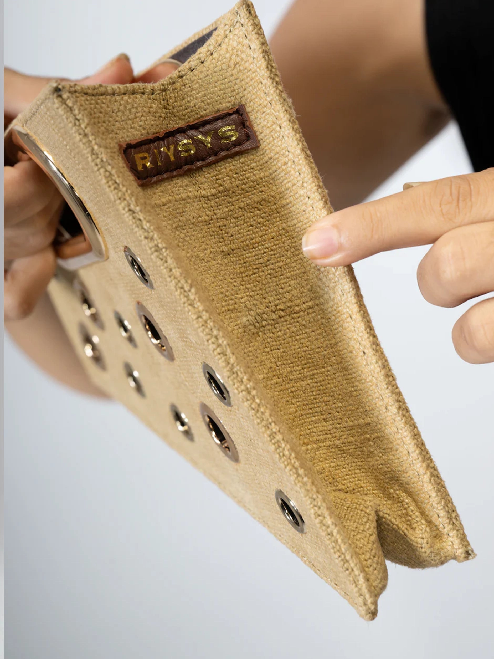 Wheat Mini Quad Clutch