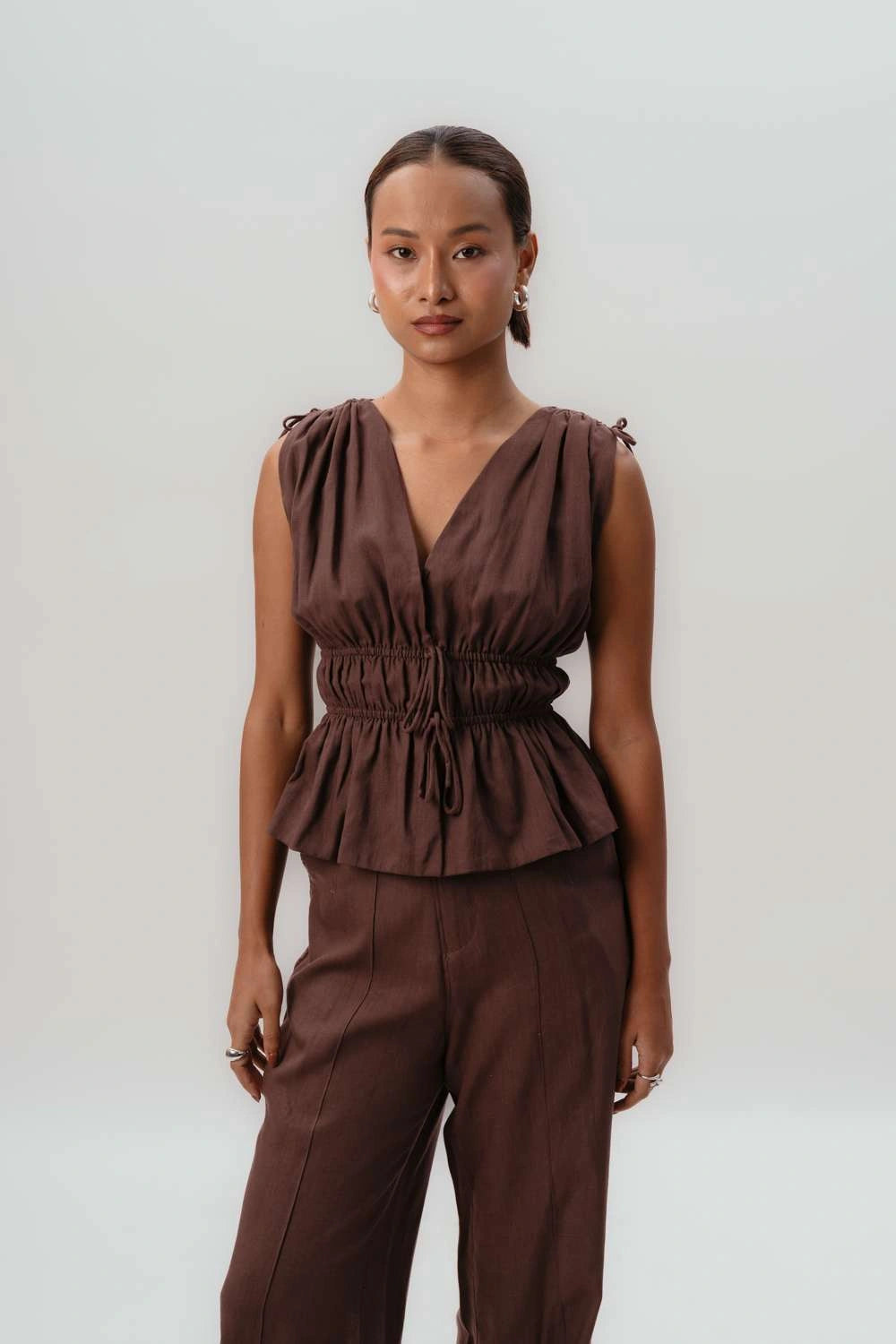 Noa Top Brown