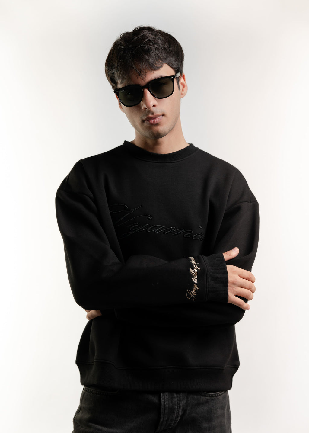 Noir vault classic premium sweatshirt