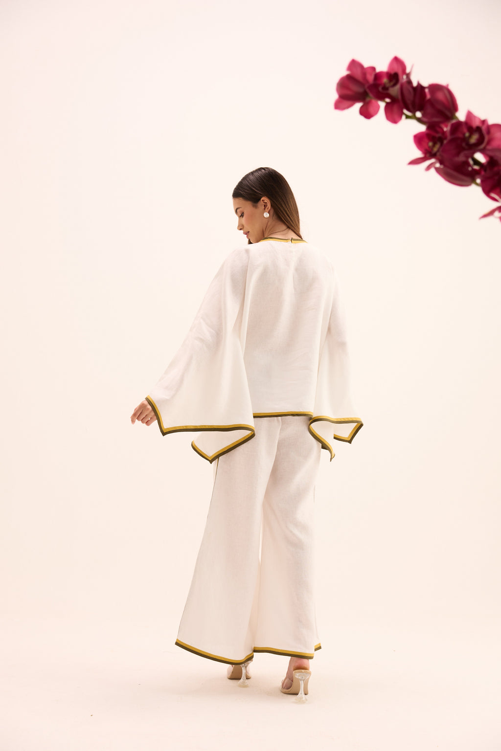 Haku Asymmetric Set