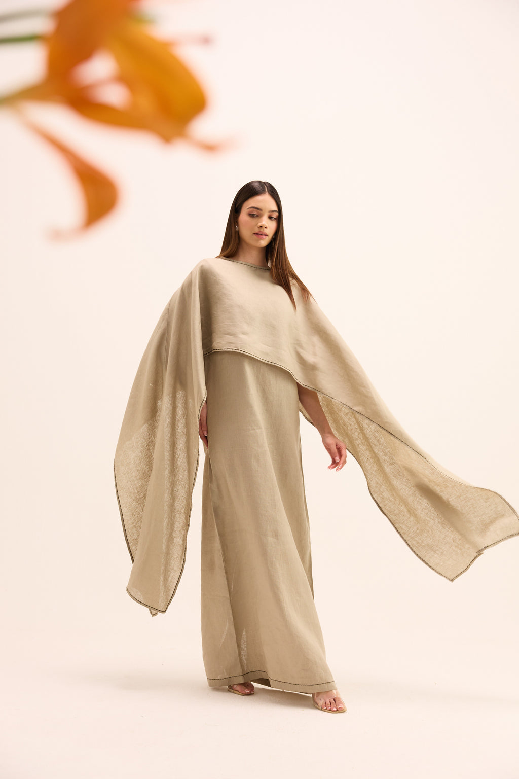 Rei Linen Cape Set