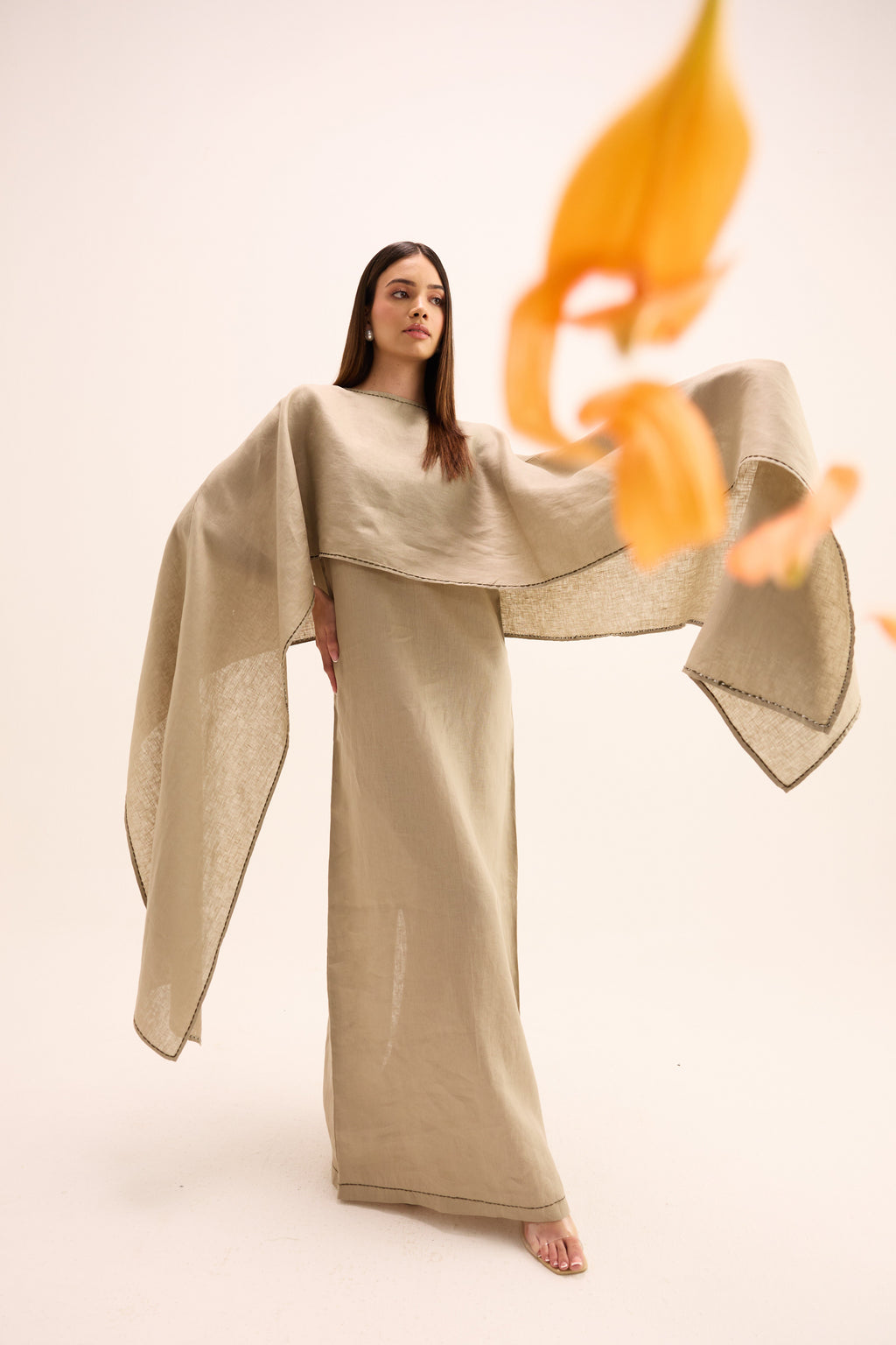 Rei Linen Cape Set