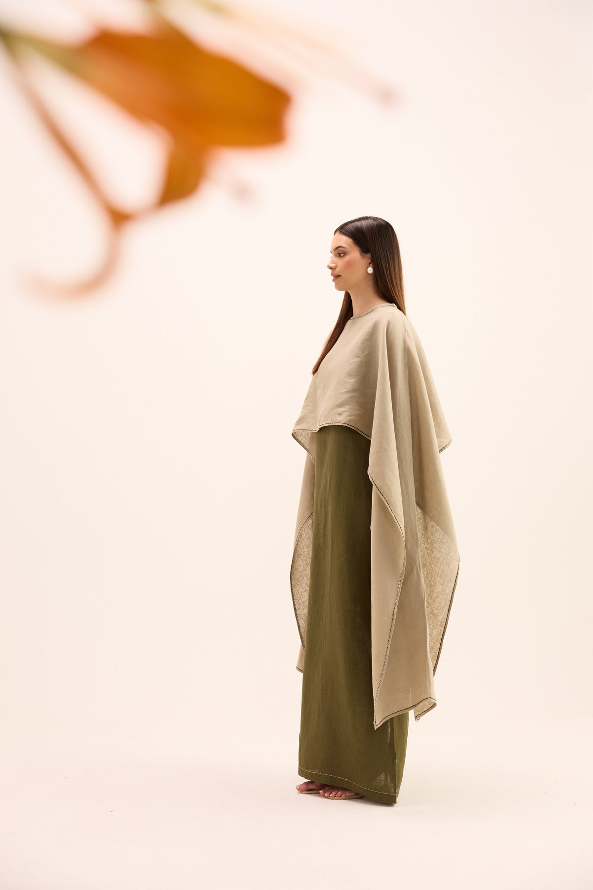 Hikari Linen Cape Set