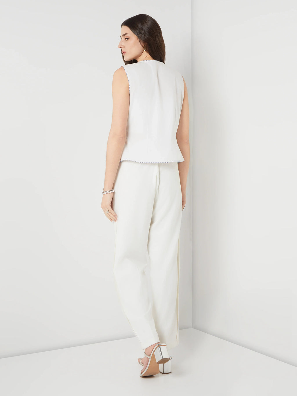 The white Tailor Trouser